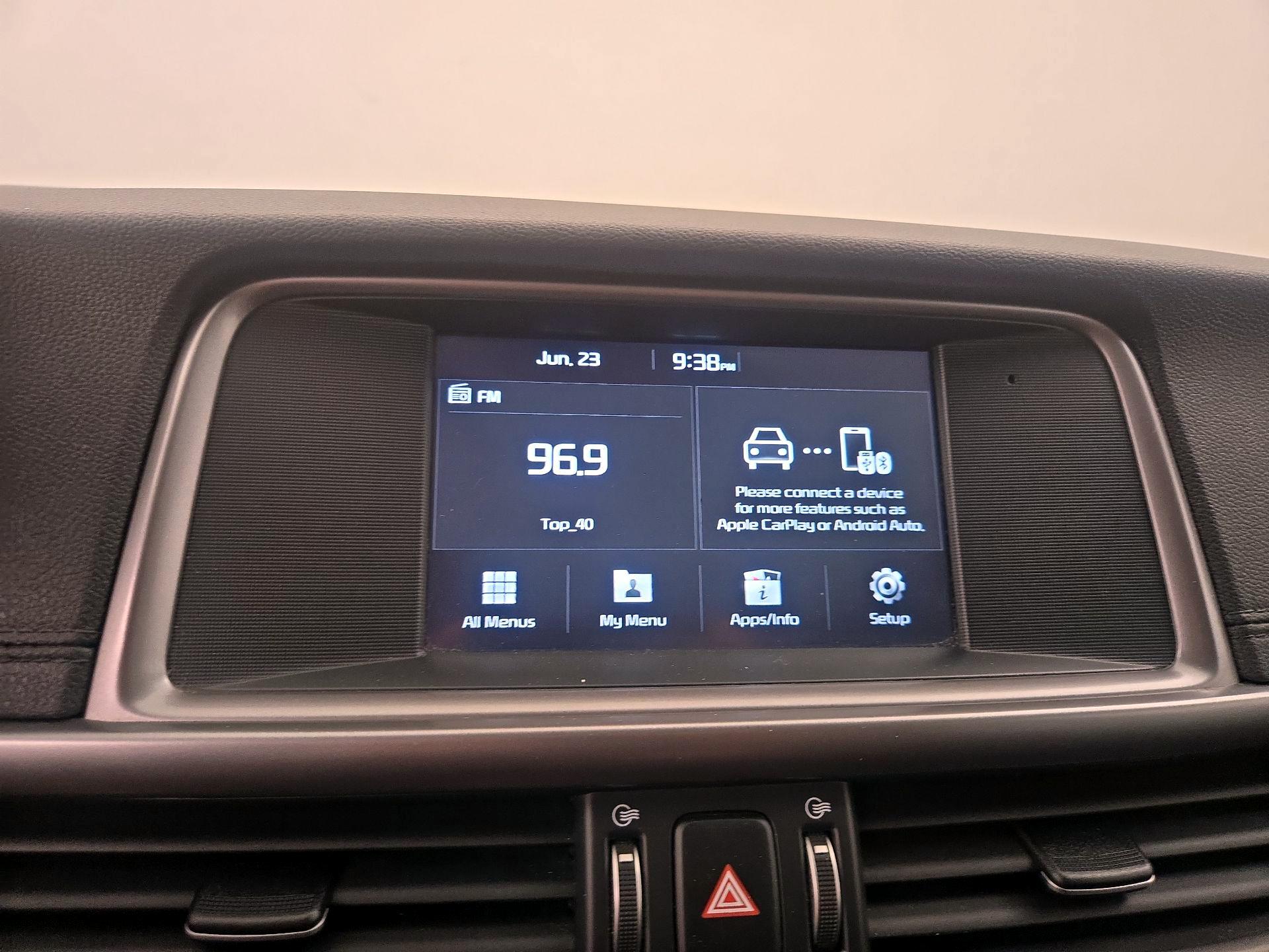 Thumbnail: 2018 Kia Optima - 15