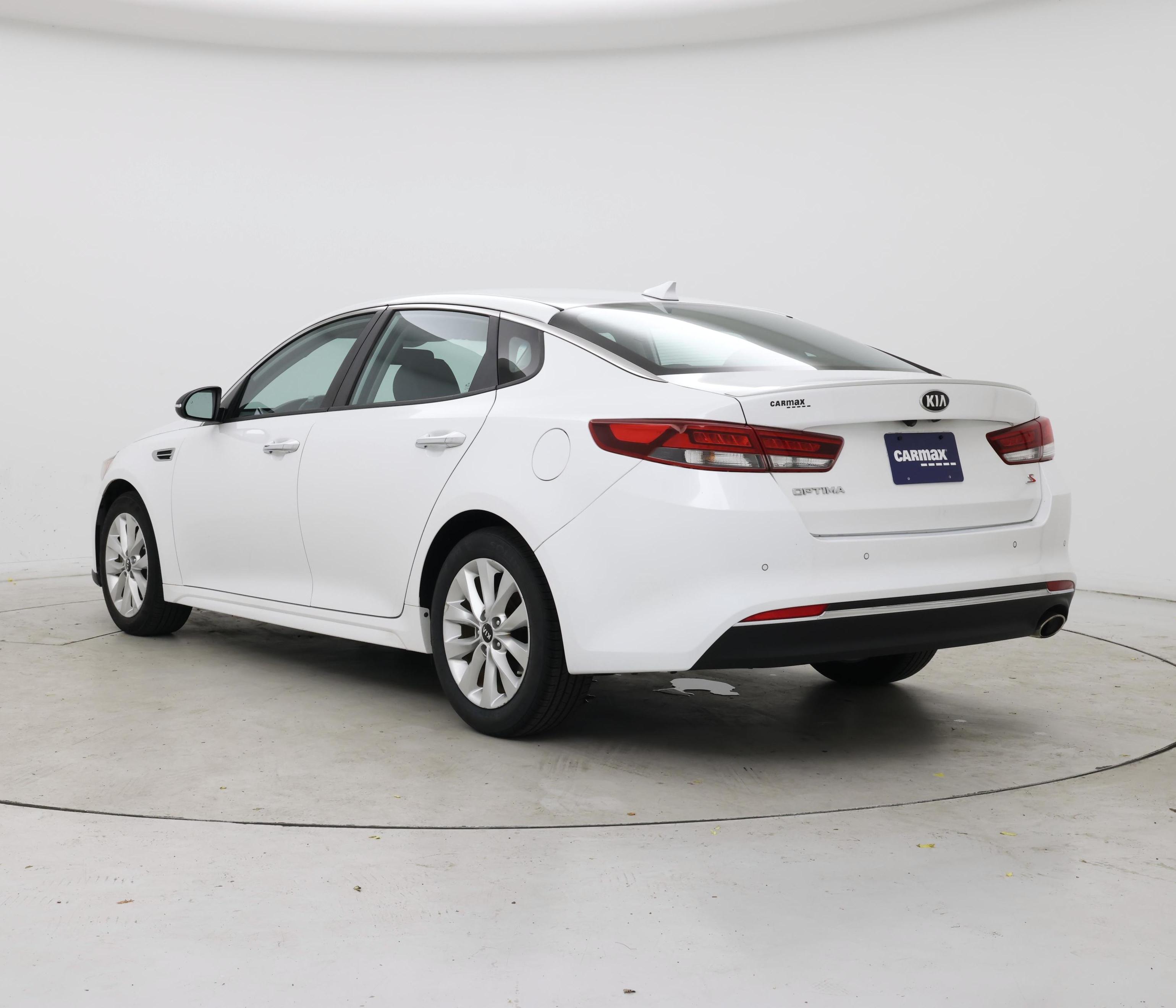 Thumbnail: 2018 Kia Optima - 2