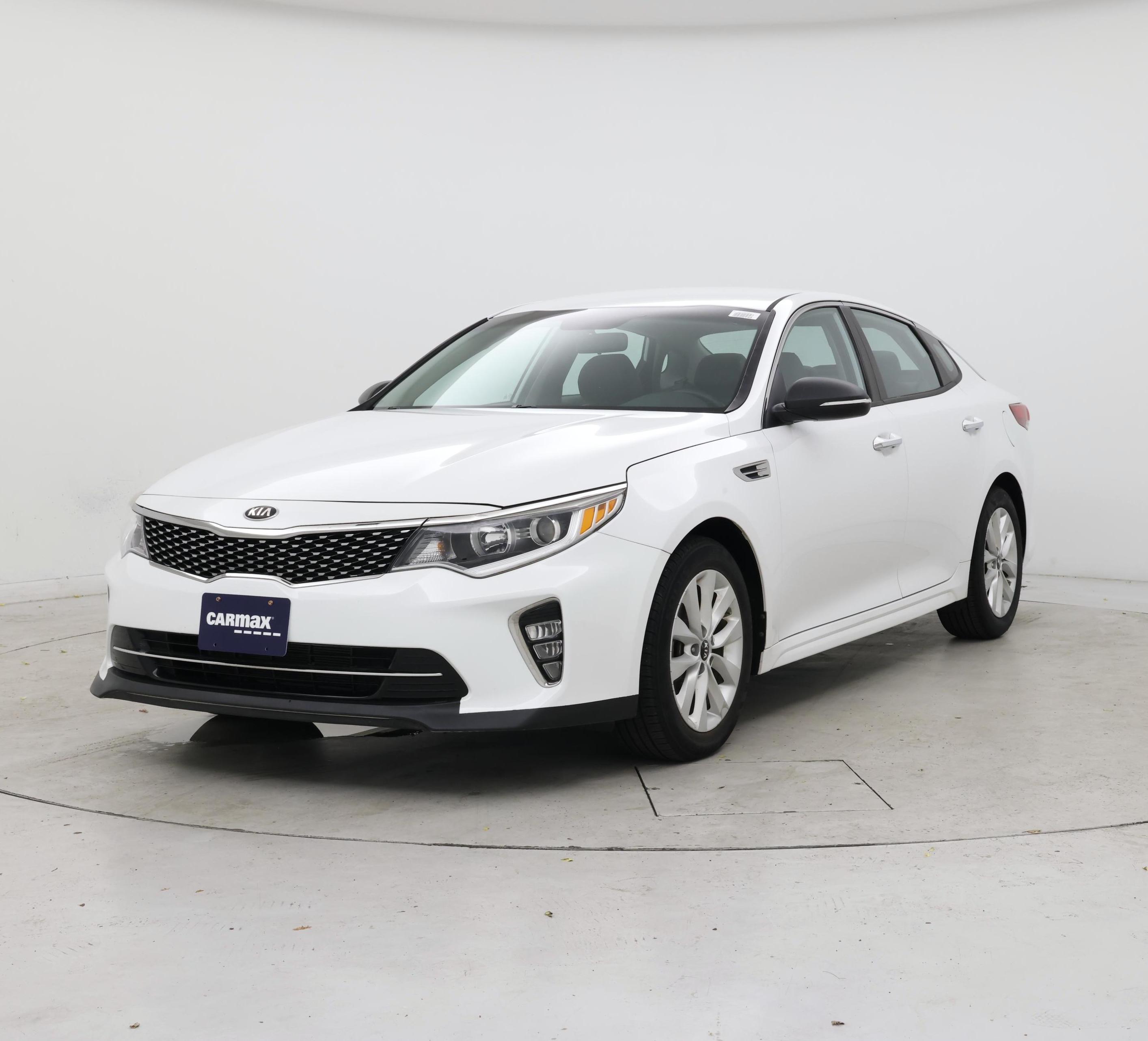 Thumbnail: 2018 Kia Optima - 4