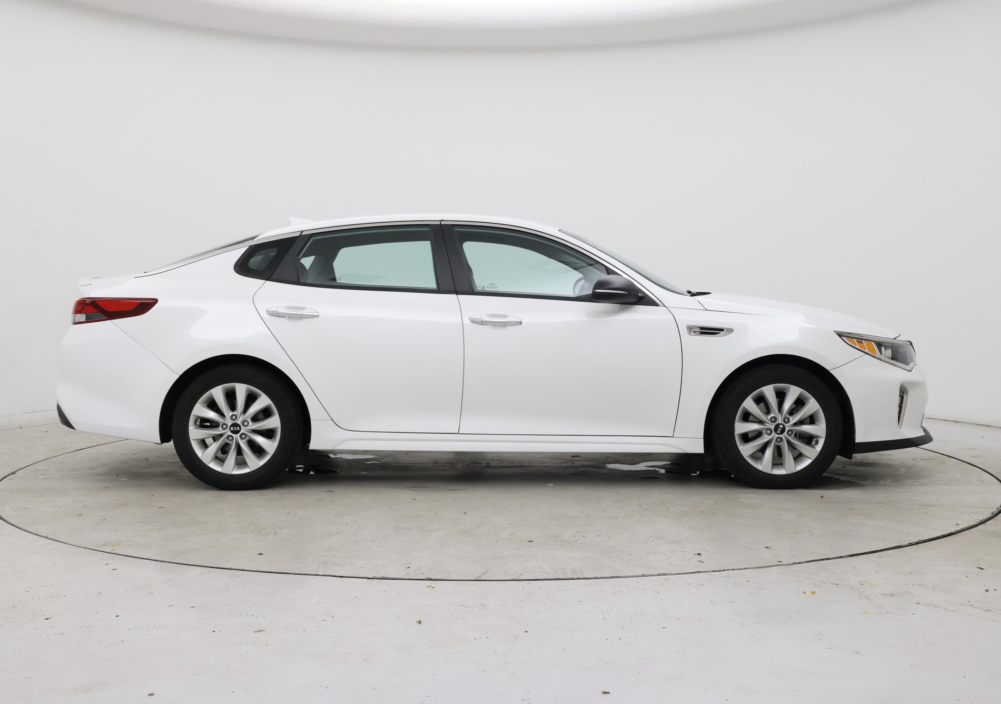 Thumbnail: 2018 Kia Optima - 7