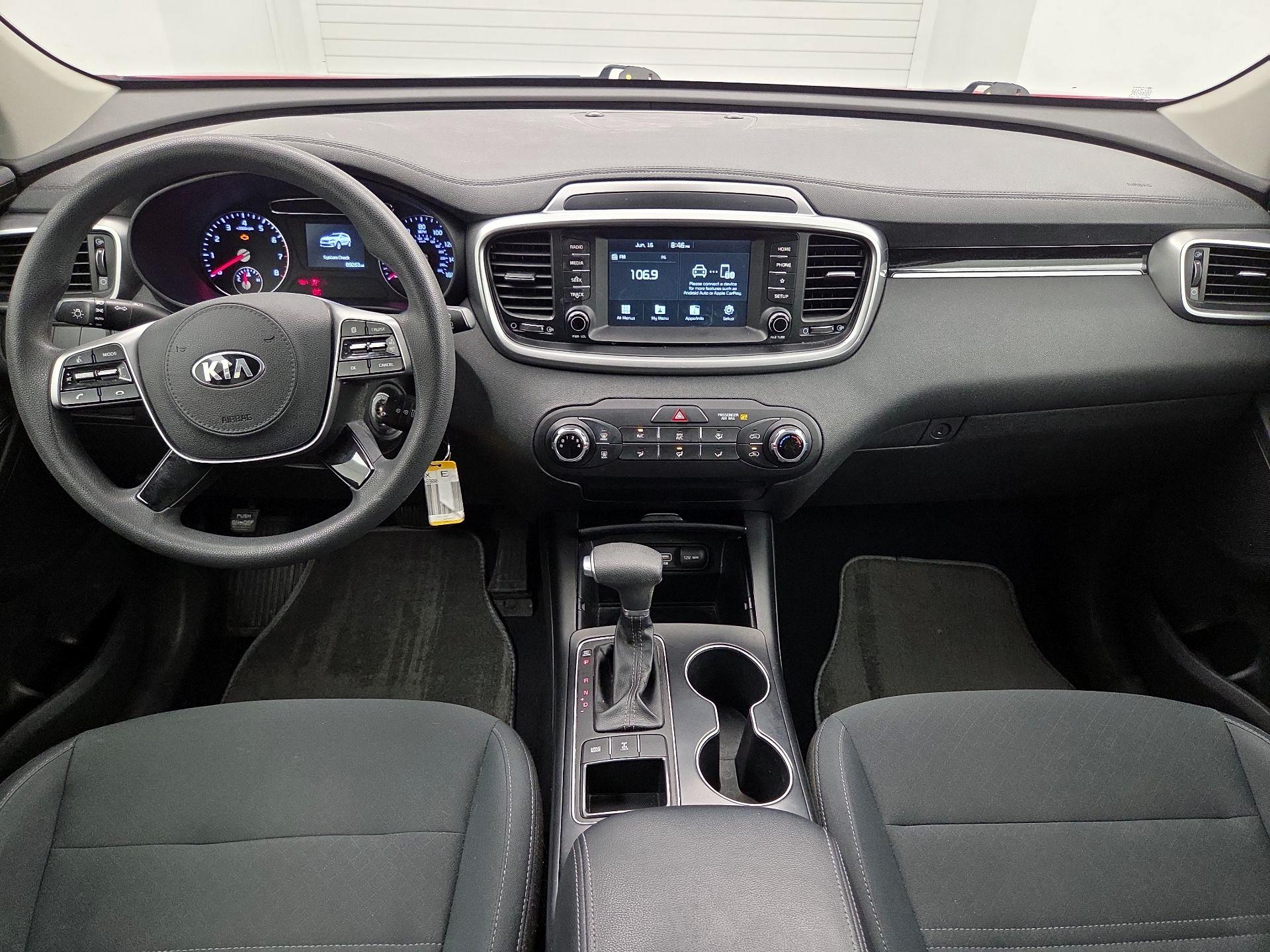 Thumbnail: 2019 Kia Sorento - 9