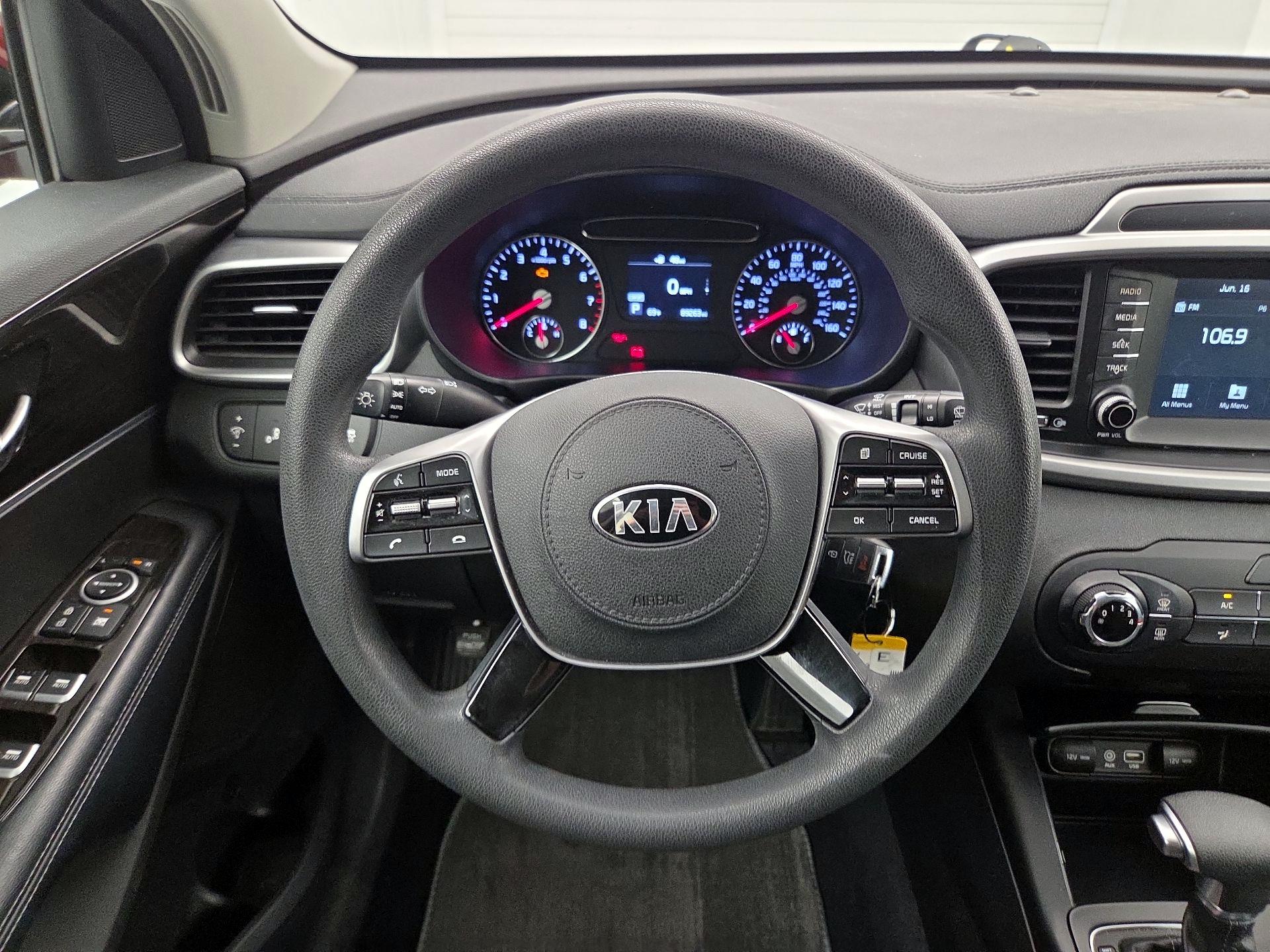 Thumbnail: 2019 Kia Sorento - 10
