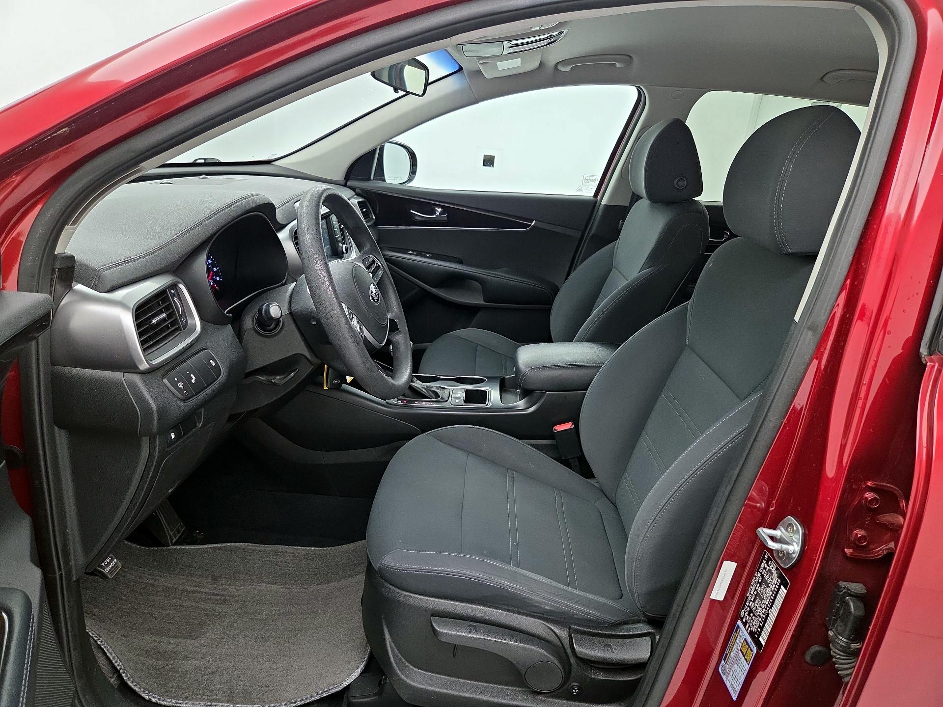 Thumbnail: 2019 Kia Sorento - 11