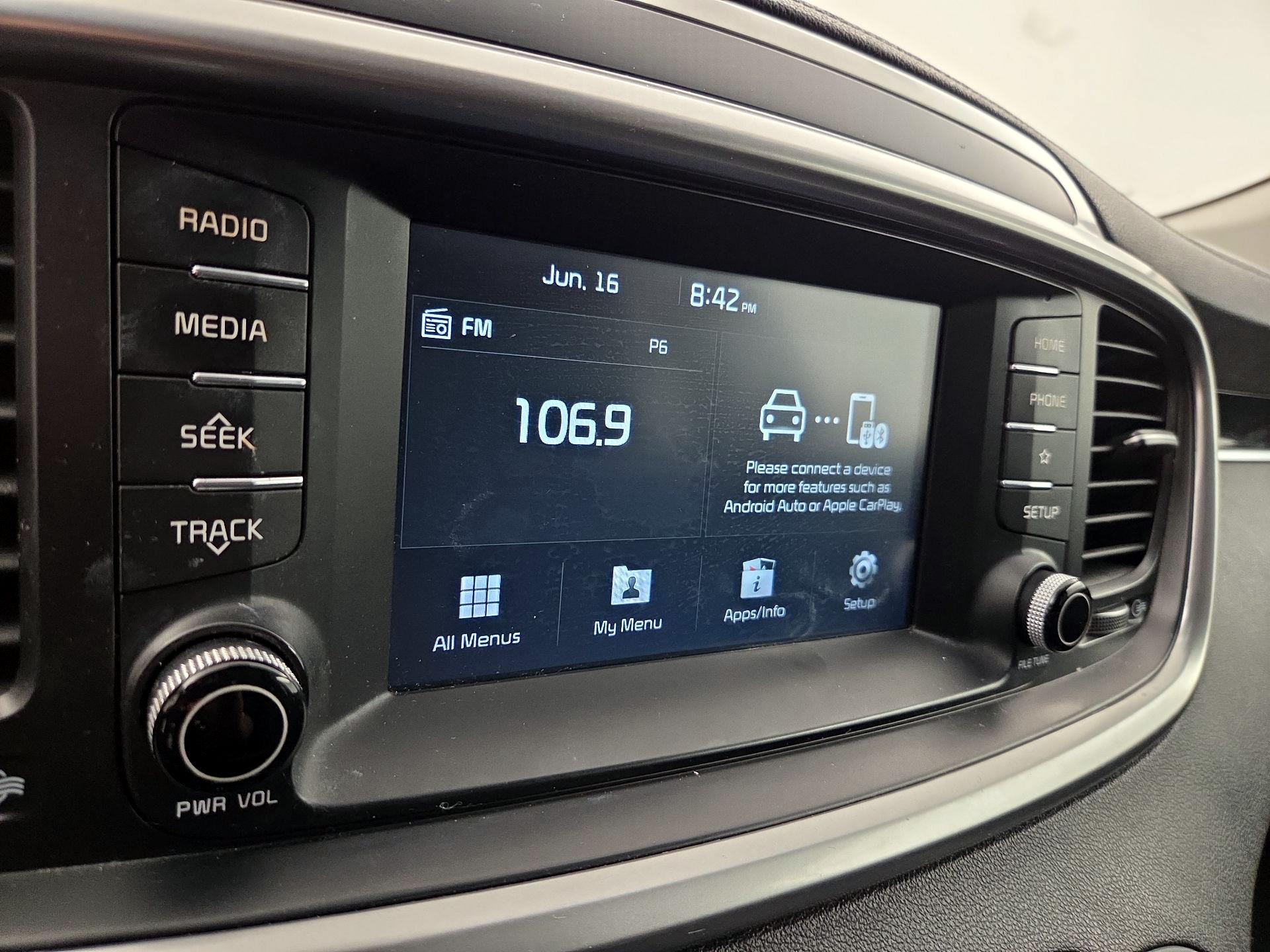 Thumbnail: 2019 Kia Sorento - 15