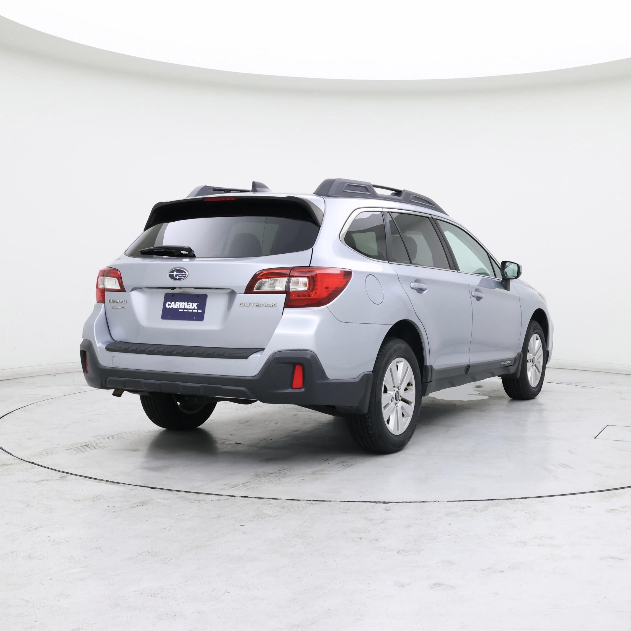 Thumbnail: 2018 Subaru Outback - 8