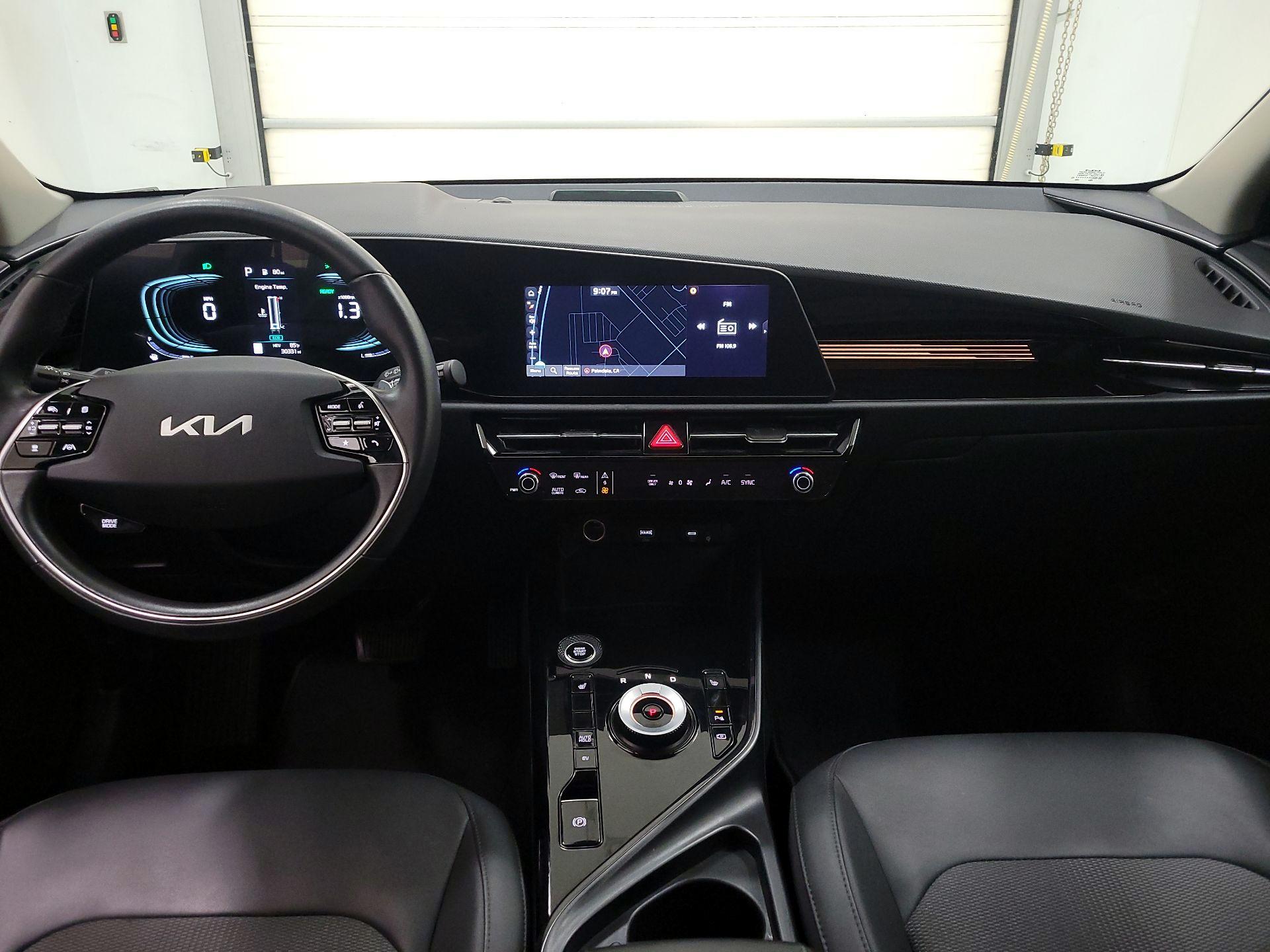 Thumbnail: 2025 Kia Niro - 9
