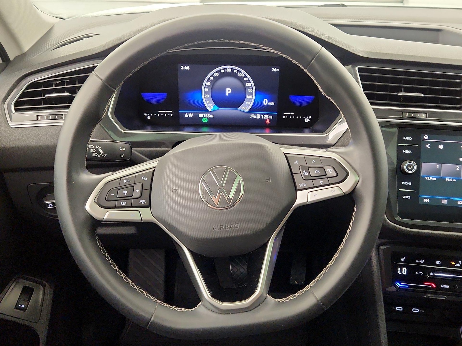 2022 Volkswagen Tiguan SE - Photo 11