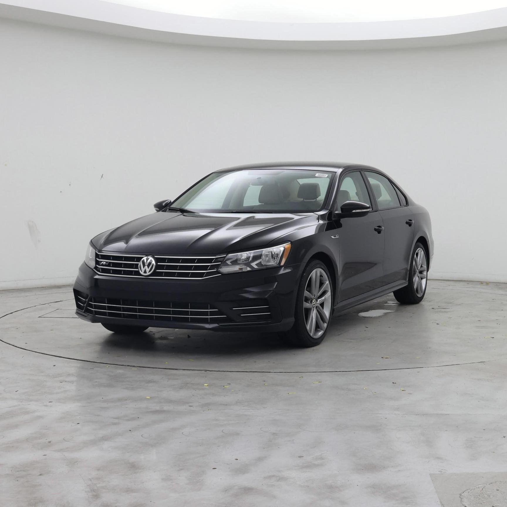 Thumbnail: 2018 Volkswagen Passat - 4