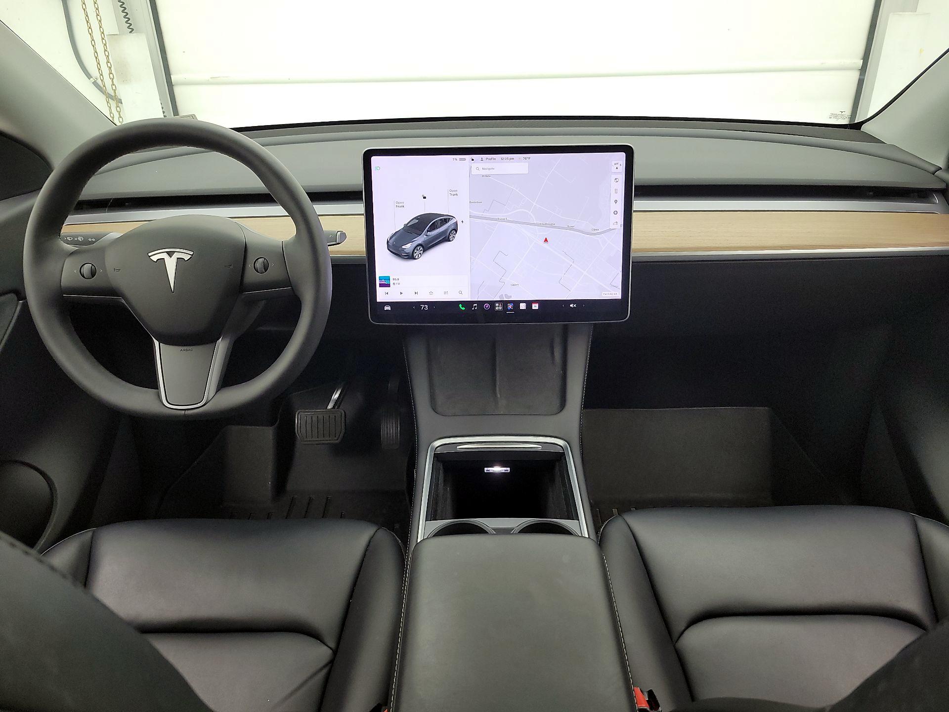 Thumbnail: 2022 Tesla Model Y - 9
