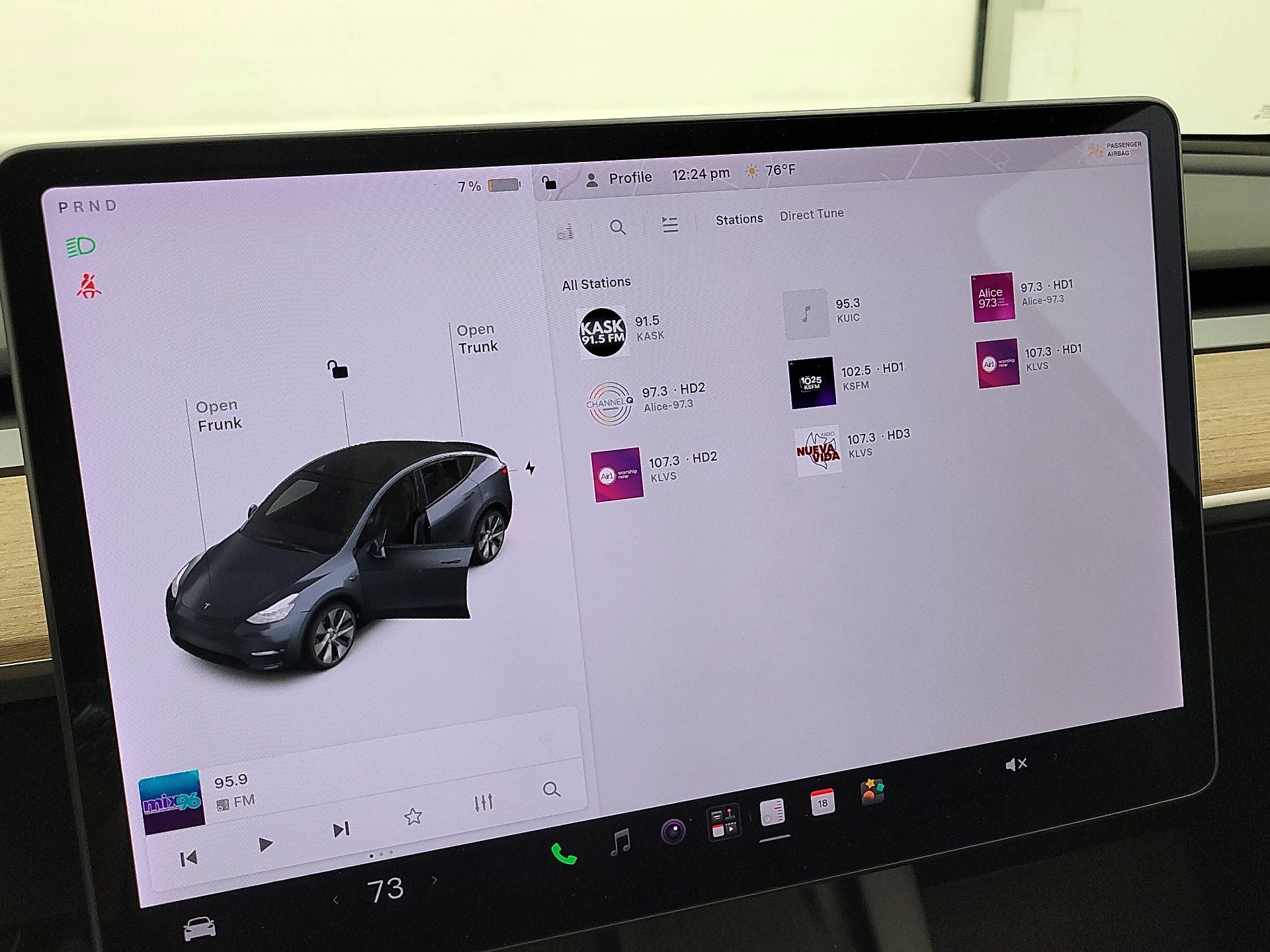 Thumbnail: 2022 Tesla Model Y - 16