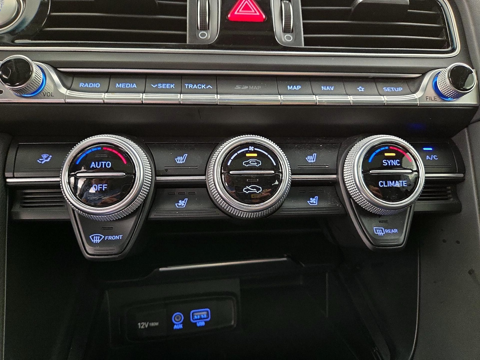 2019 GENESIS G70 Advanced - Photo 18