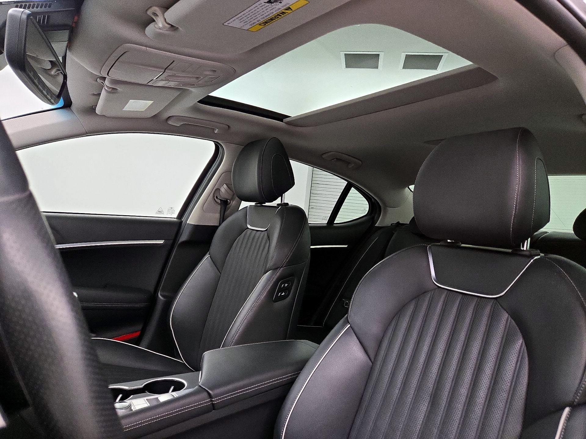 Thumbnail: 2019 Genesis G70 - 20
