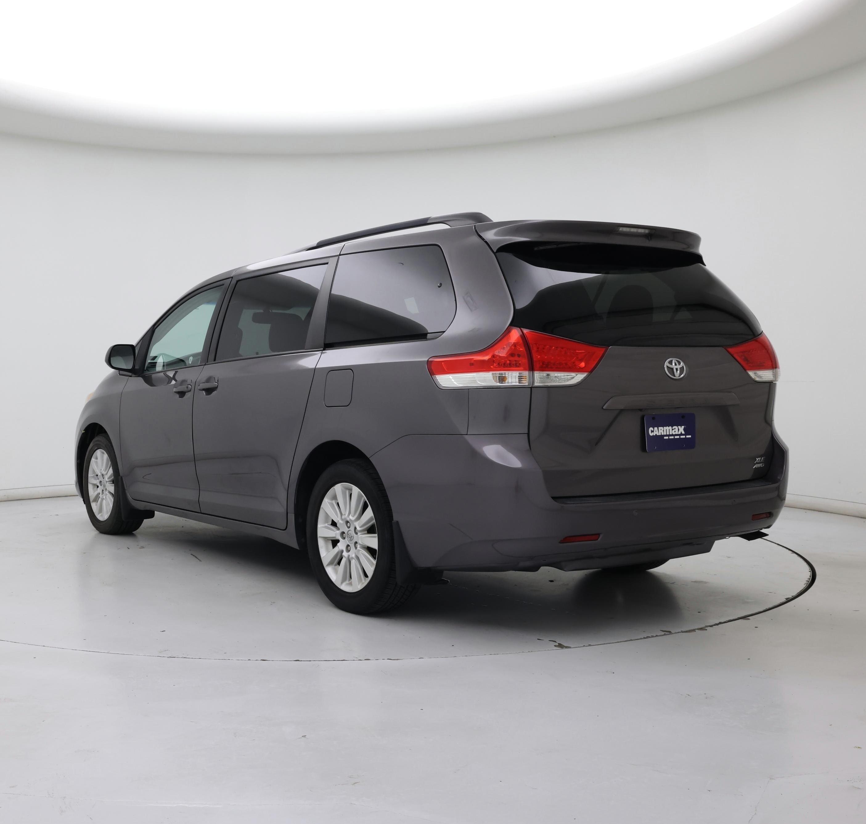 Thumbnail: 2014 Toyota Sienna - 2