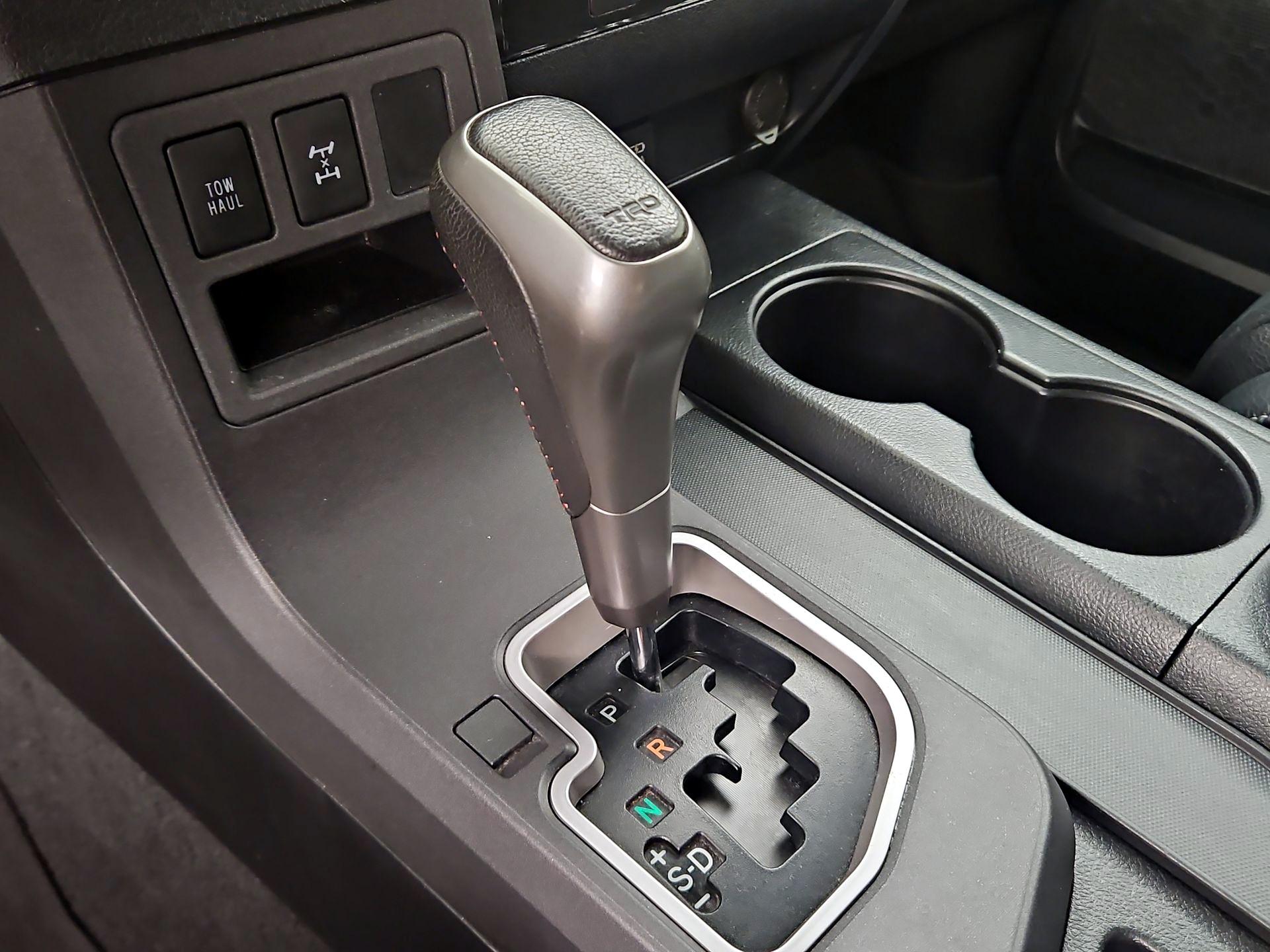 Thumbnail: 2020 Toyota Sequoia - 16
