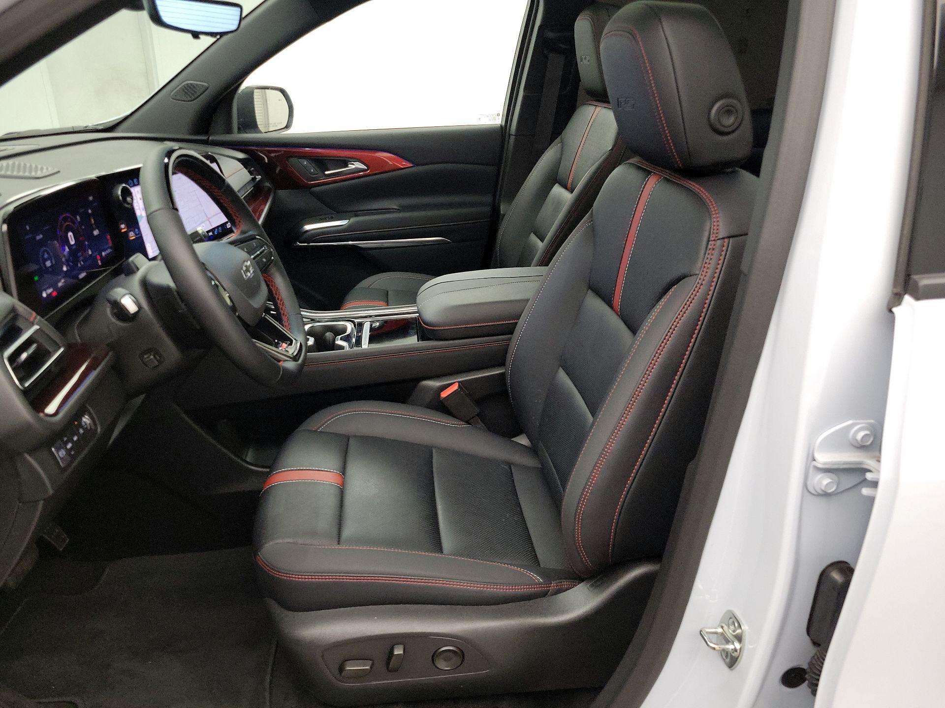 Thumbnail: 2026 Chevrolet Traverse - 11