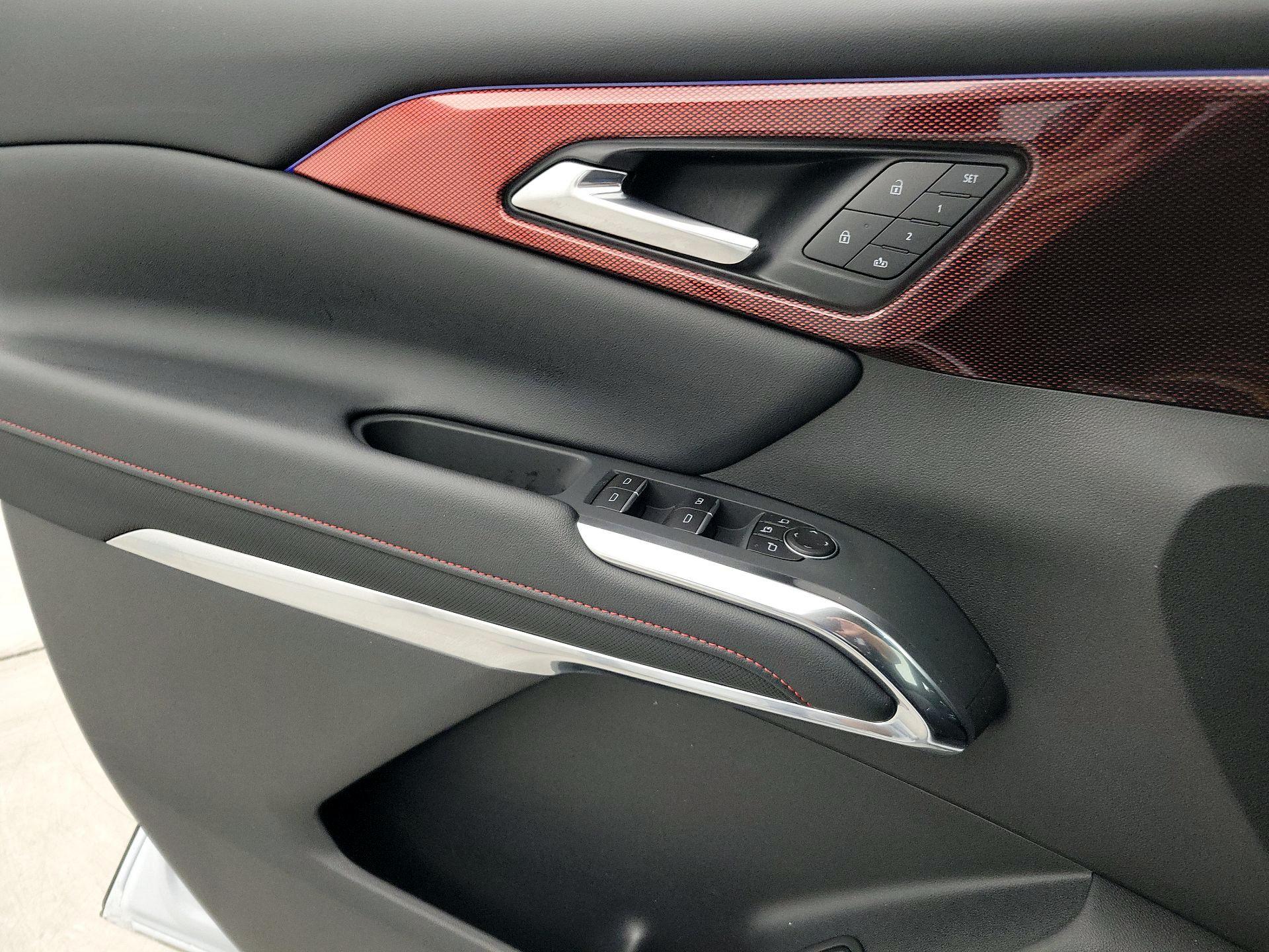 Thumbnail: 2026 Chevrolet Traverse - 12