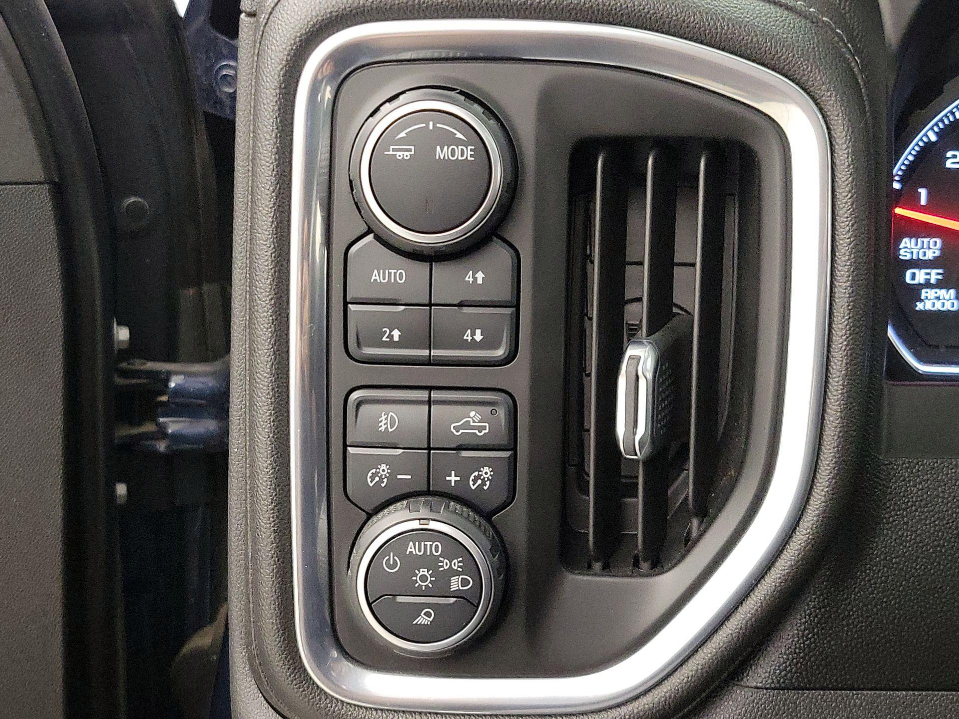 Thumbnail: 2021 Chevrolet Silverado 1500 - 13