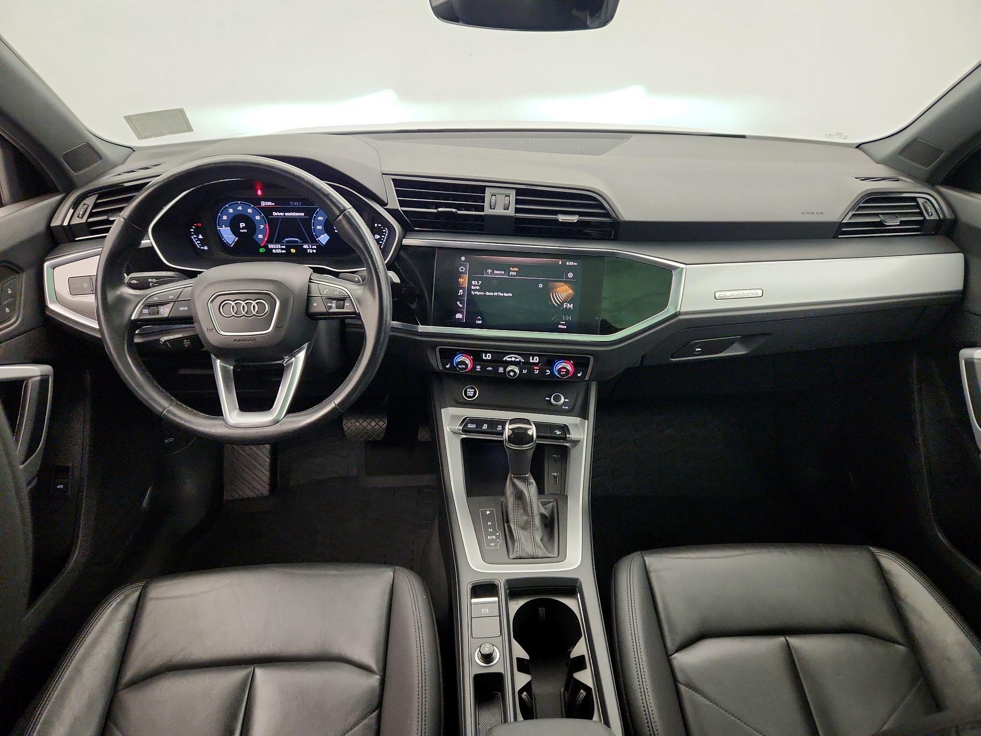 Thumbnail: 2021 Audi Q3 - 9