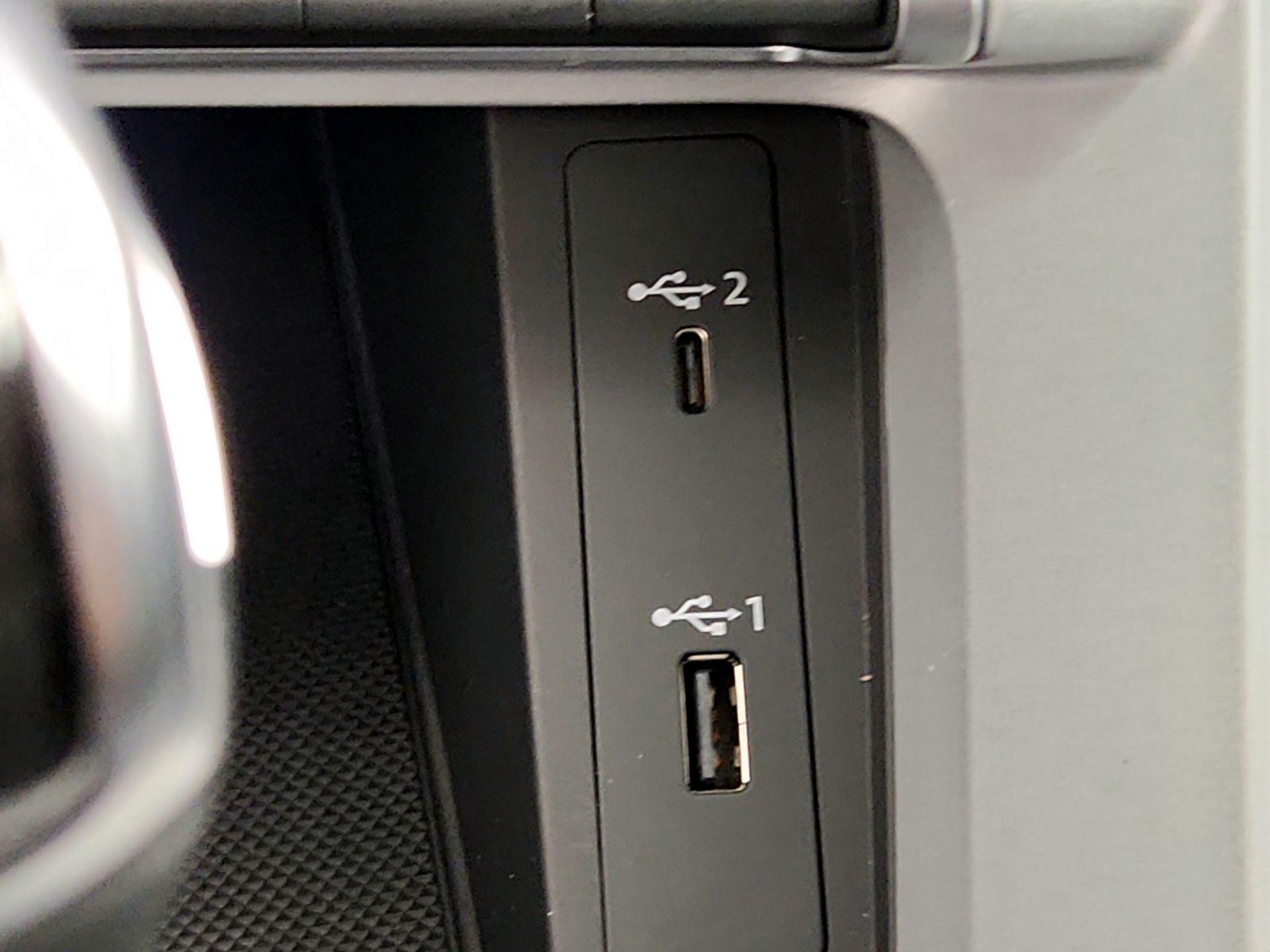 Thumbnail: 2021 Audi Q3 - 17