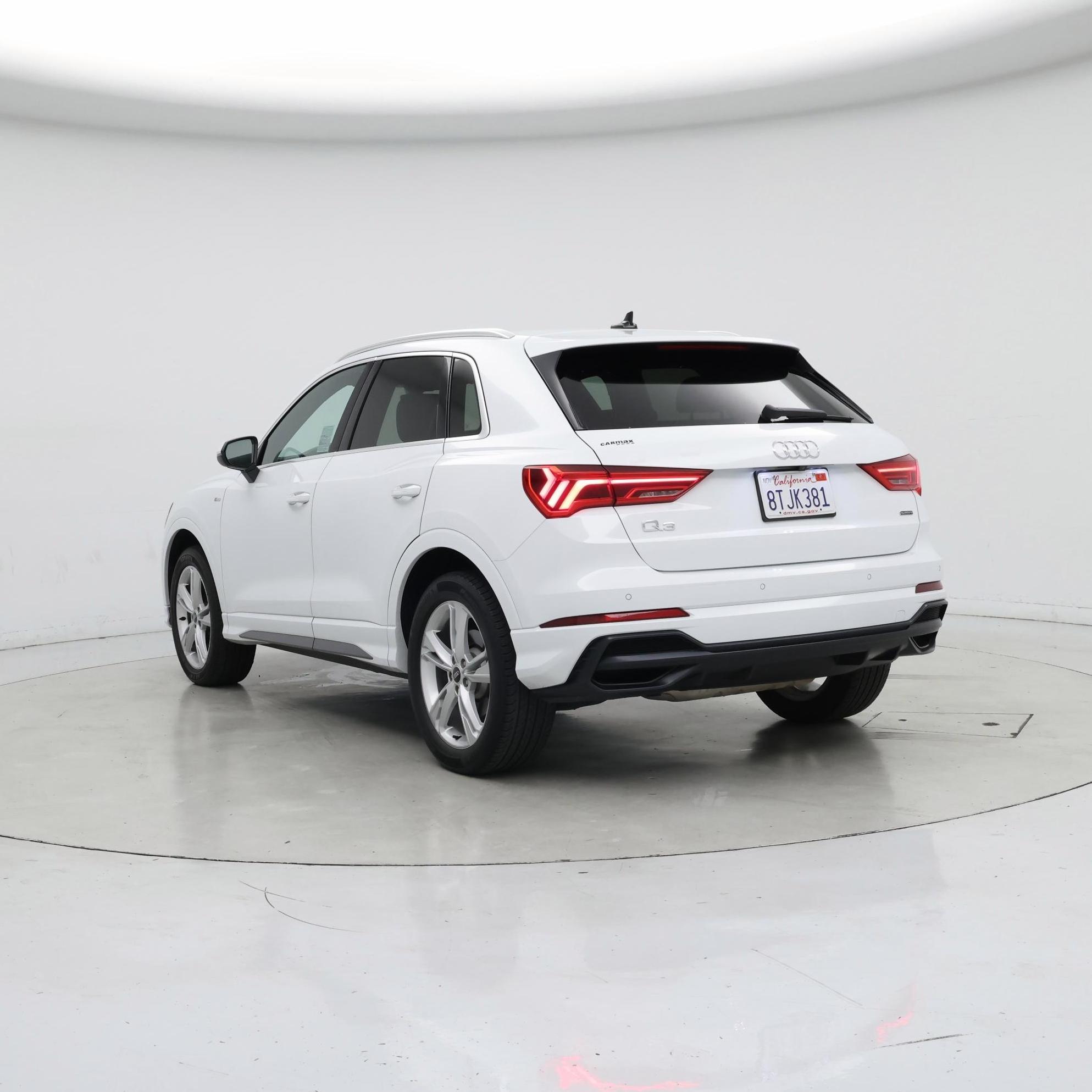 Thumbnail: 2021 Audi Q3 - 2