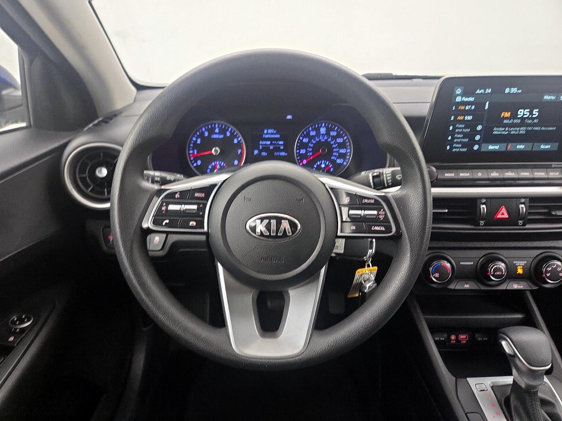 Thumbnail: 2021 Kia Forte - 10