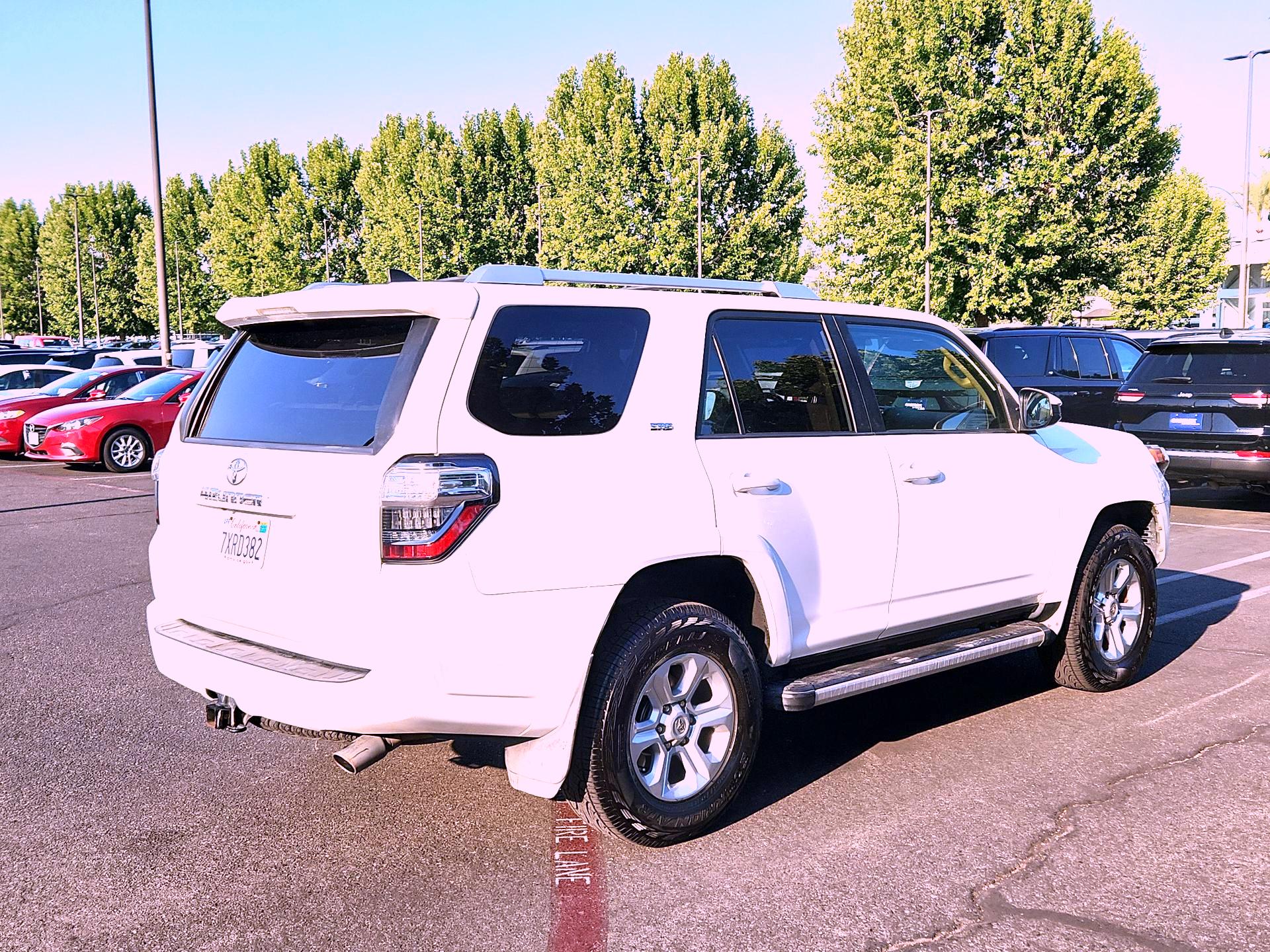 Thumbnail: 2017 Toyota 4Runner - 5
