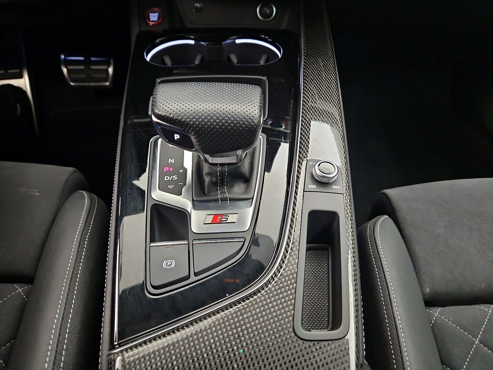 Thumbnail: 2023 Audi S4 - 17