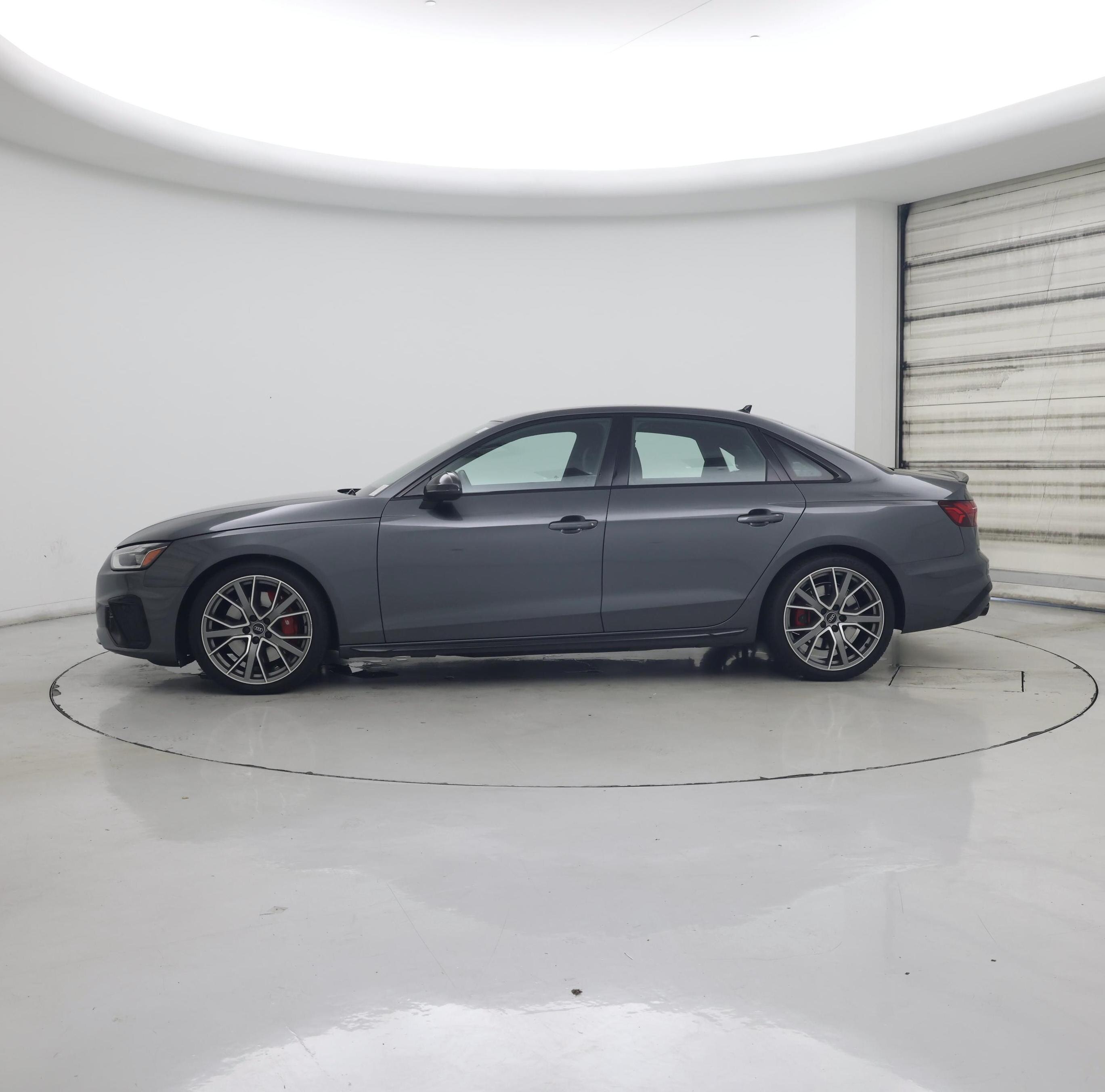 Thumbnail: 2023 Audi S4 - 3