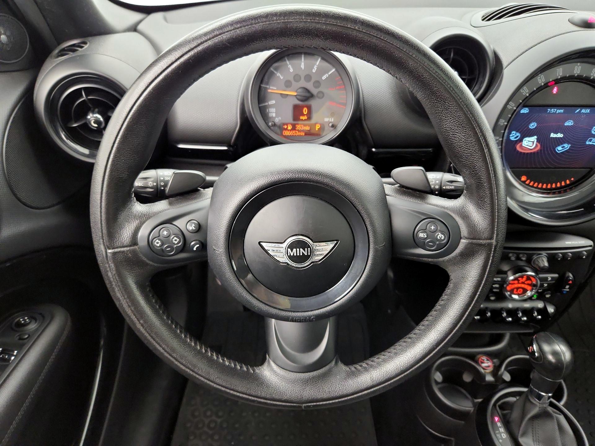 Thumbnail: 2016 MINI Cooper Countryman - 10