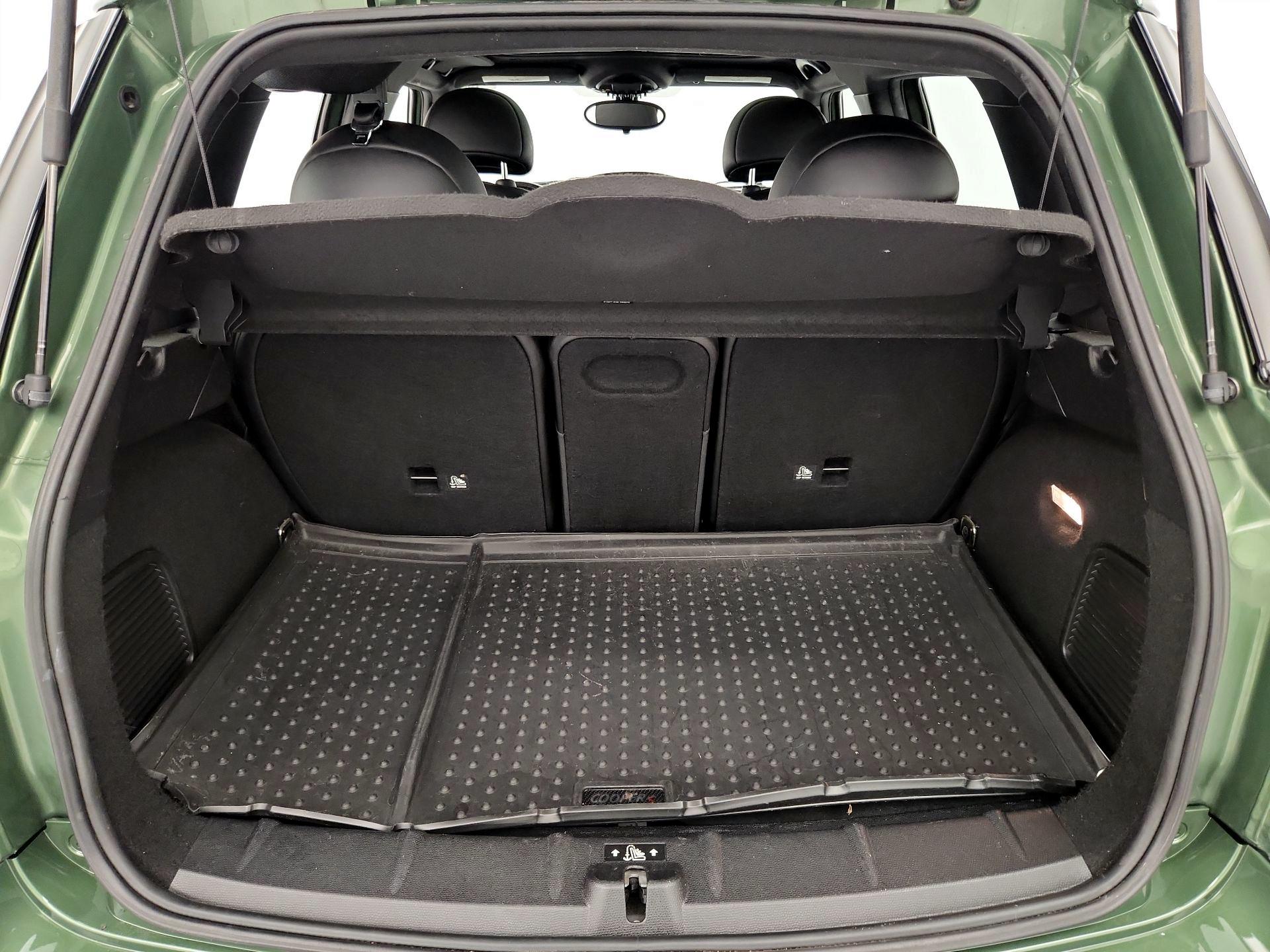 Thumbnail: 2016 MINI Cooper Countryman - 20