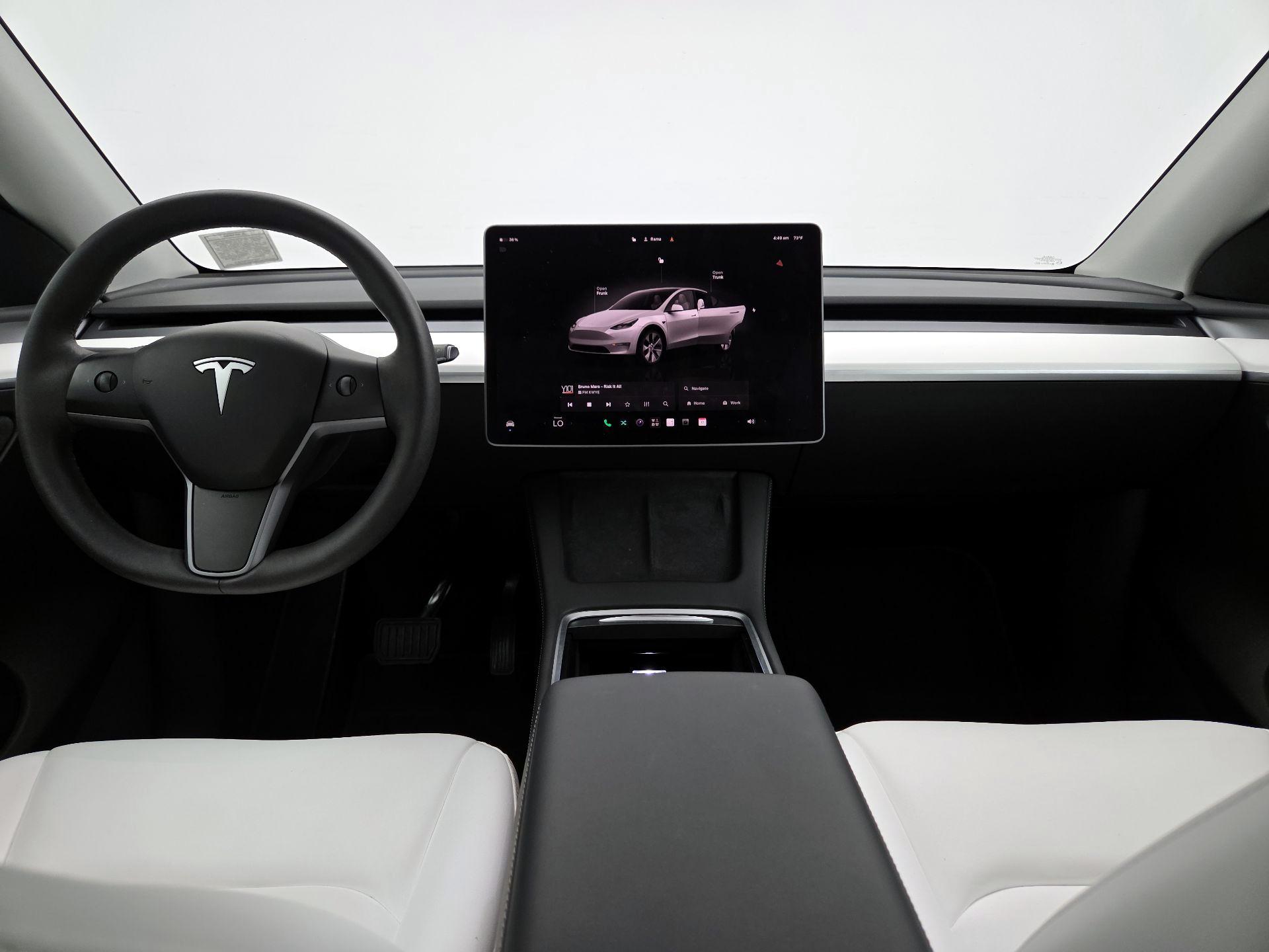 Thumbnail: 2023 Tesla Model Y - 9
