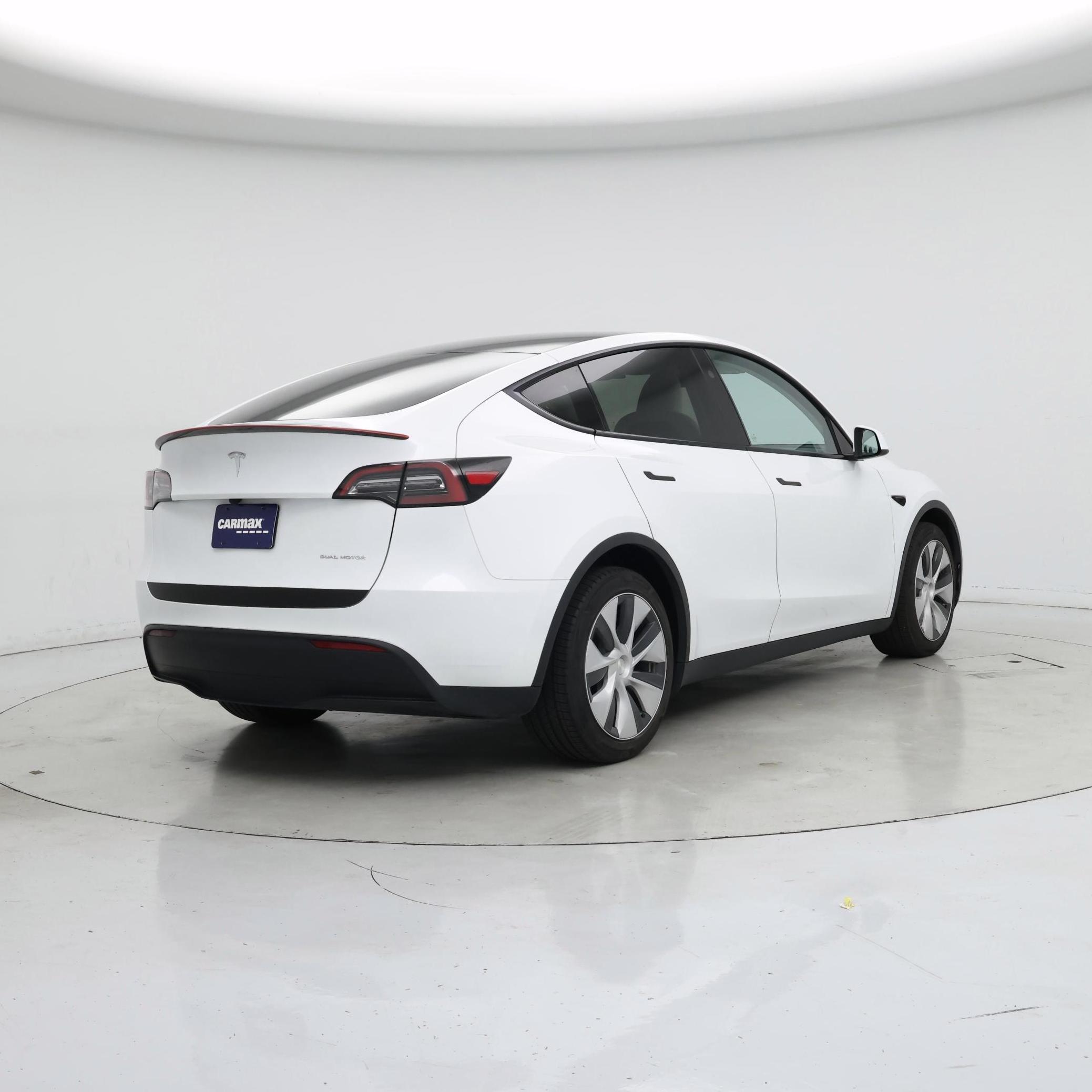Thumbnail: 2023 Tesla Model Y - 8