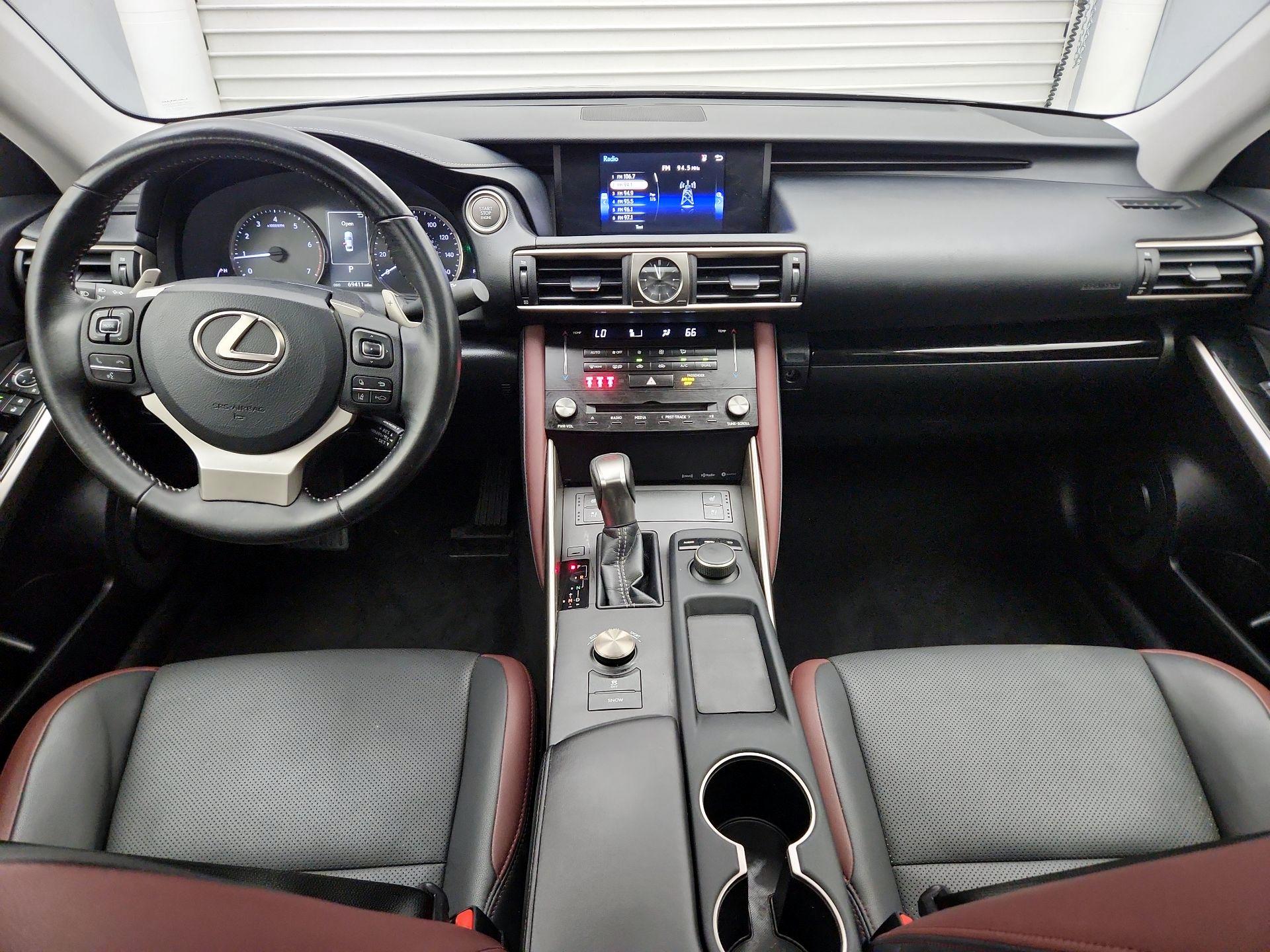 Thumbnail: 2017 Lexus IS - 9