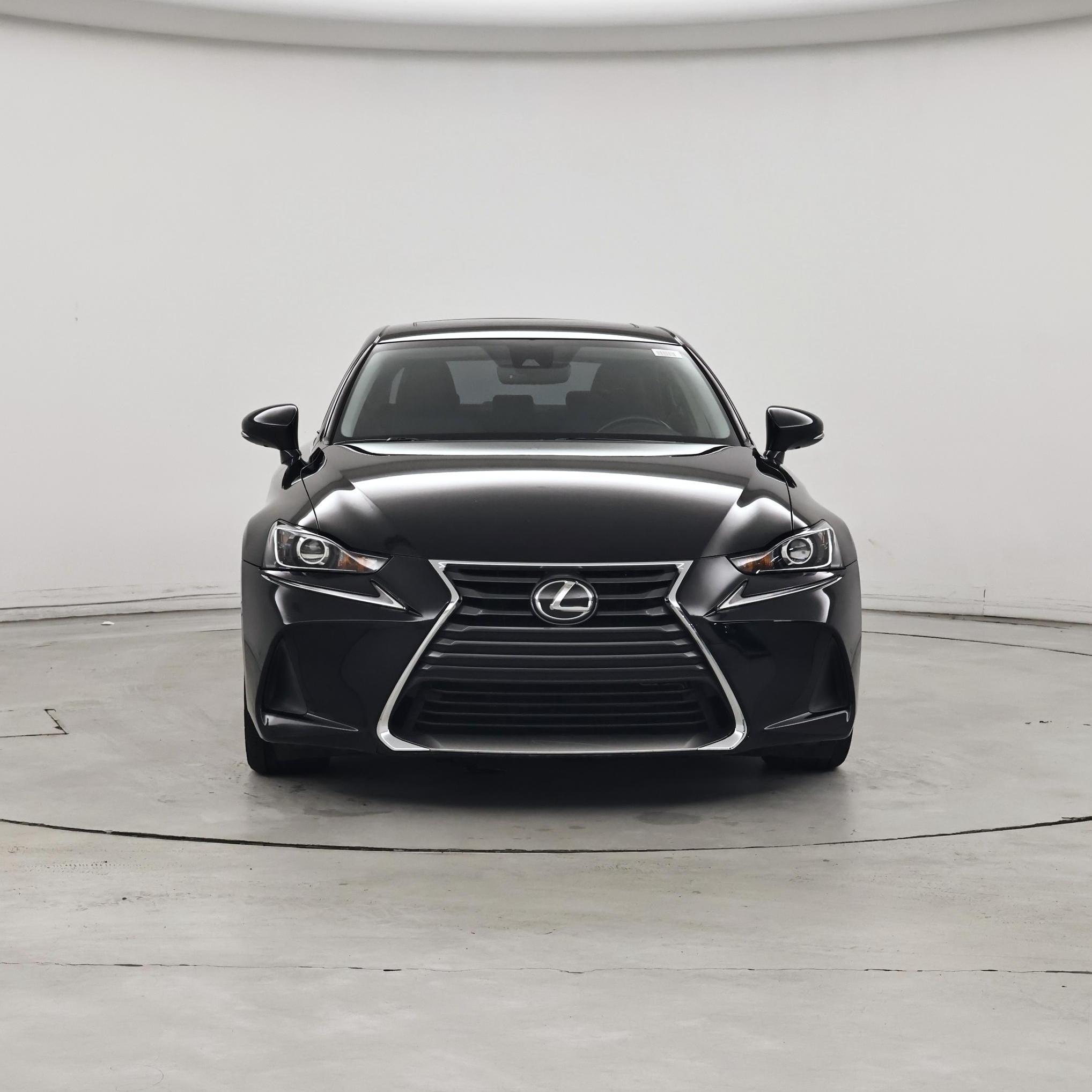 Thumbnail: 2017 Lexus IS - 5