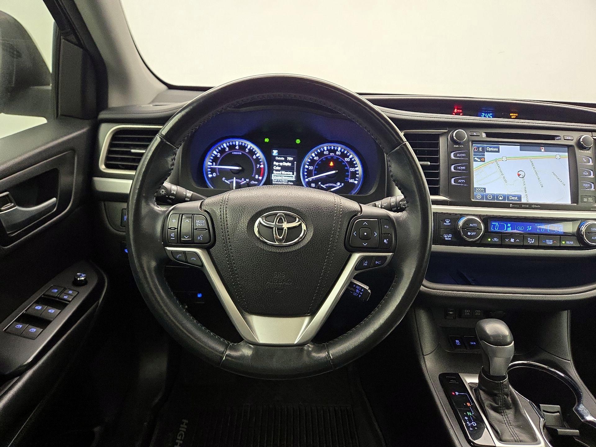 Thumbnail: 2018 Toyota Highlander - 10