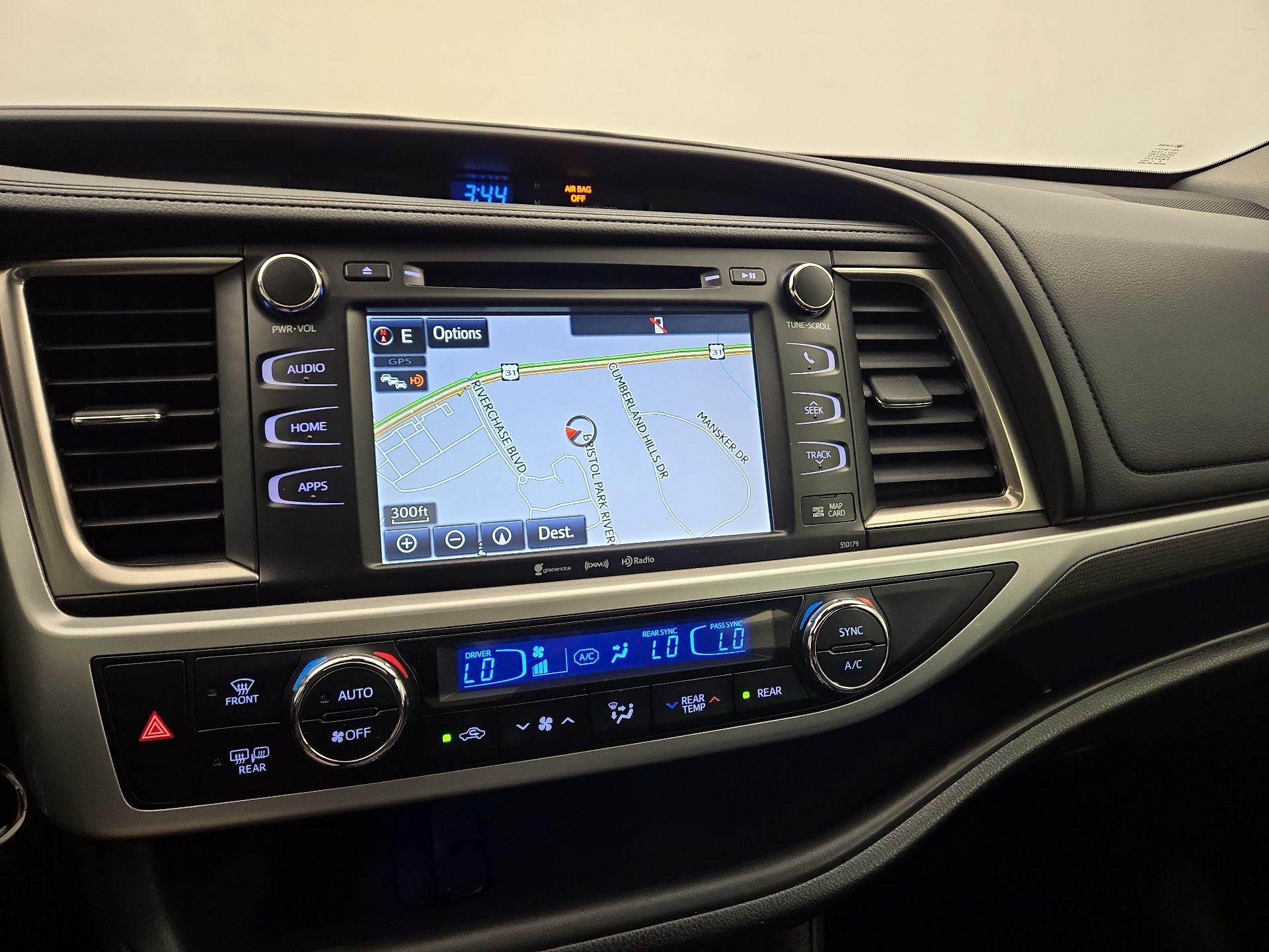 Thumbnail: 2018 Toyota Highlander - 14