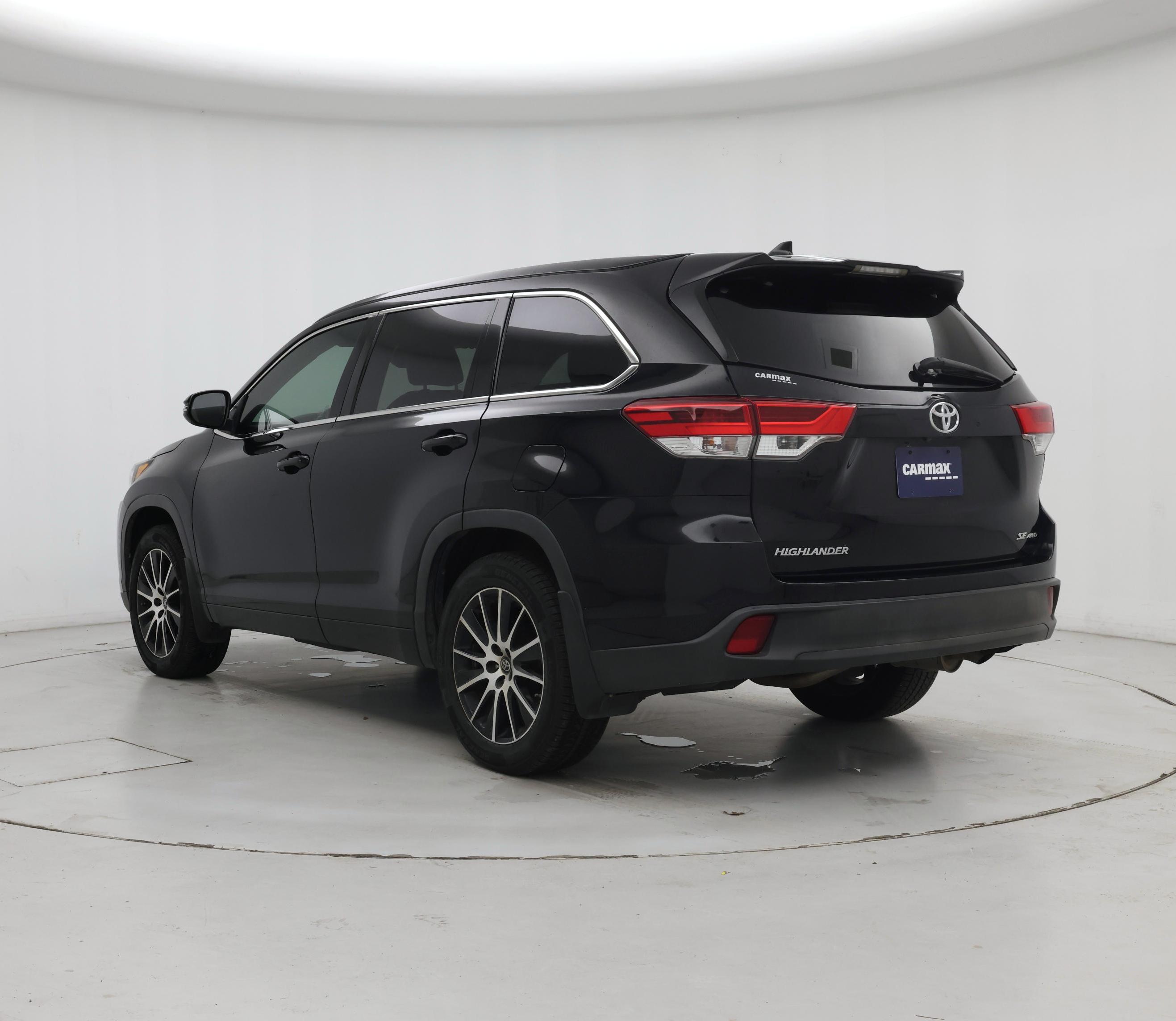 Thumbnail: 2018 Toyota Highlander - 2