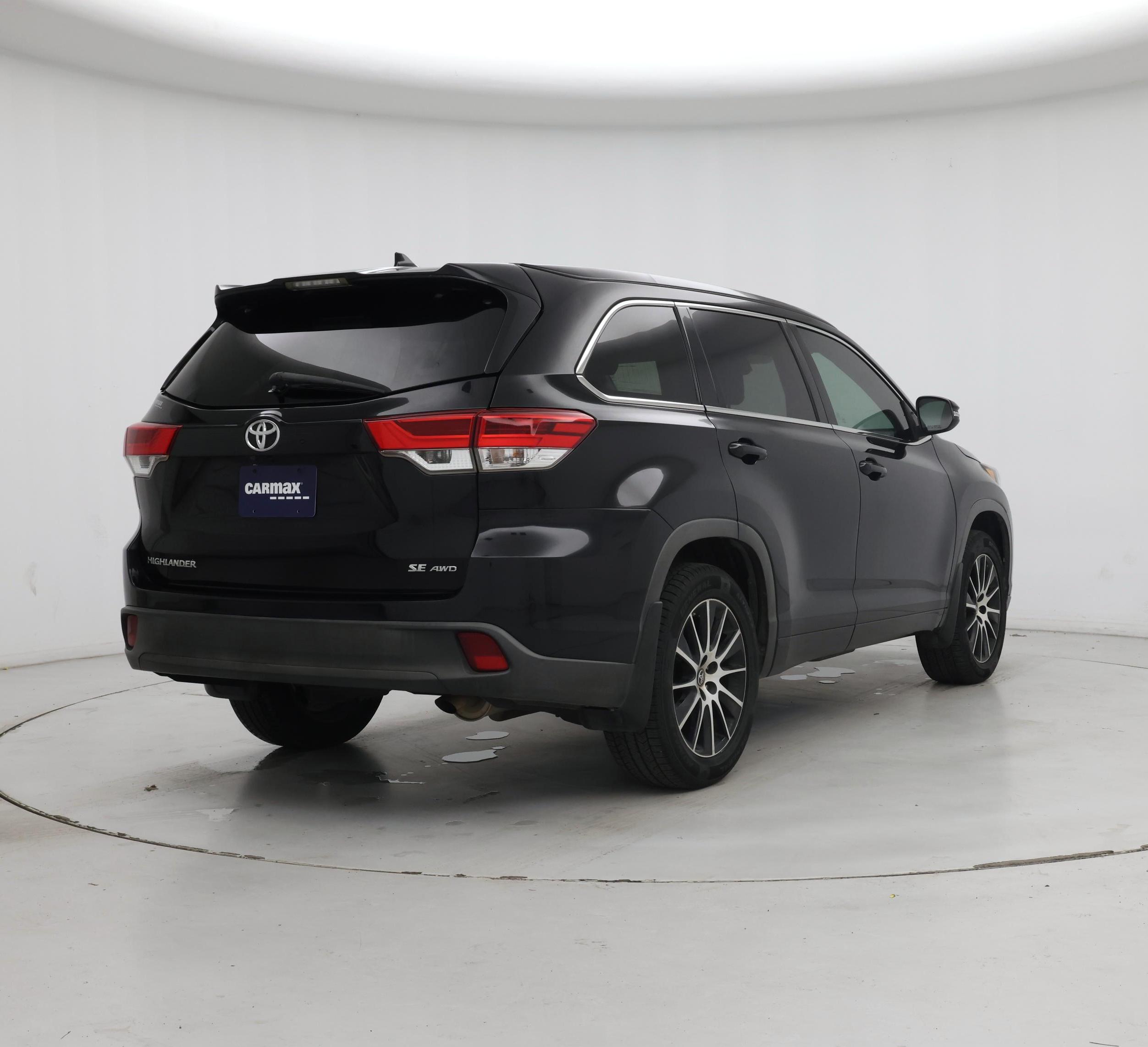 Thumbnail: 2018 Toyota Highlander - 8