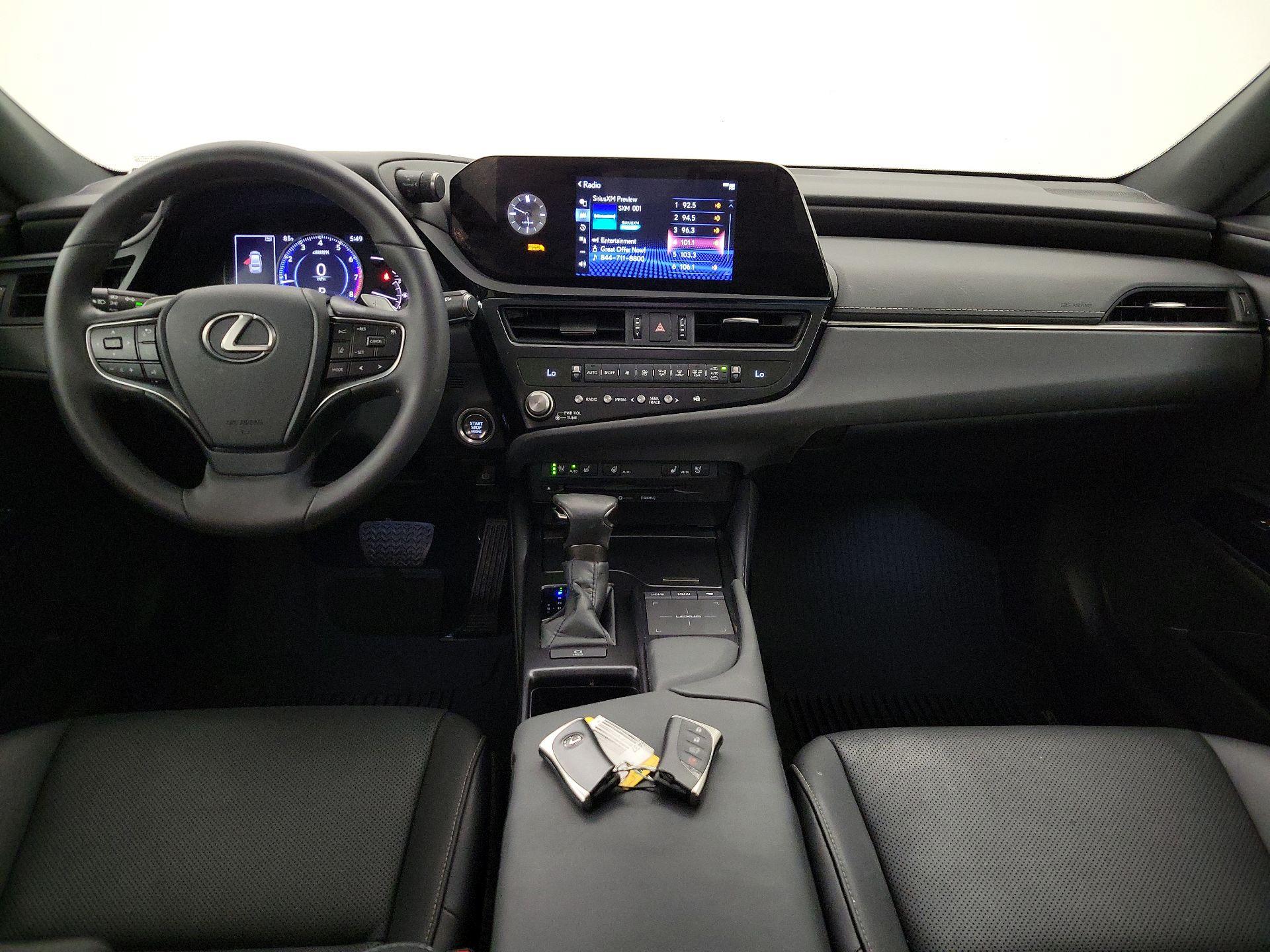 Thumbnail: 2022 Lexus ES - 9