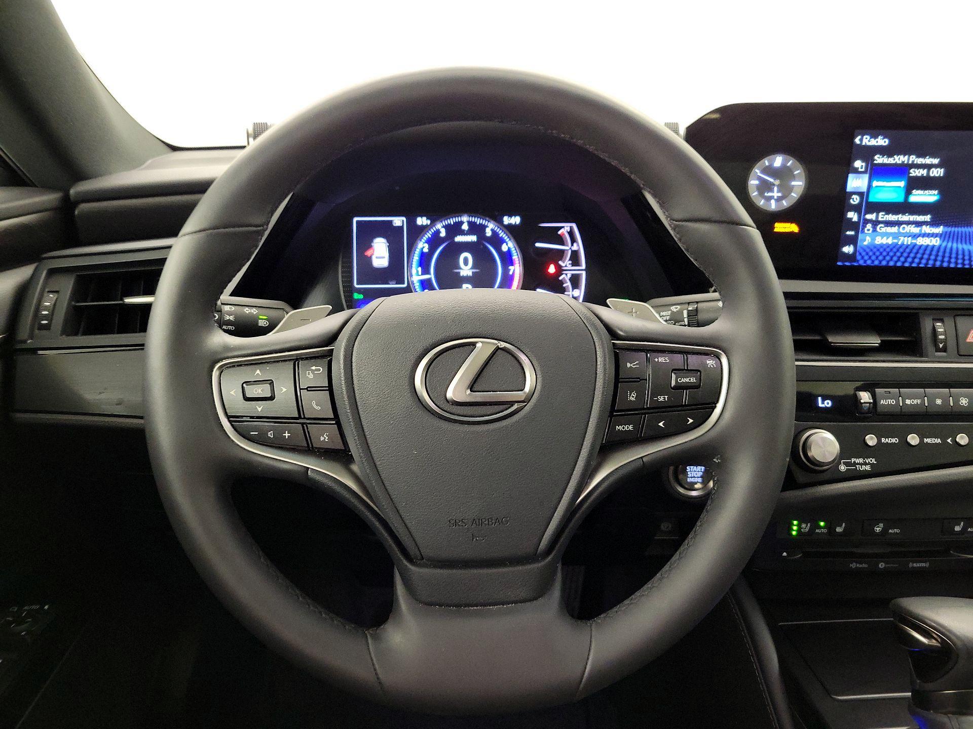 Thumbnail: 2022 Lexus ES - 10