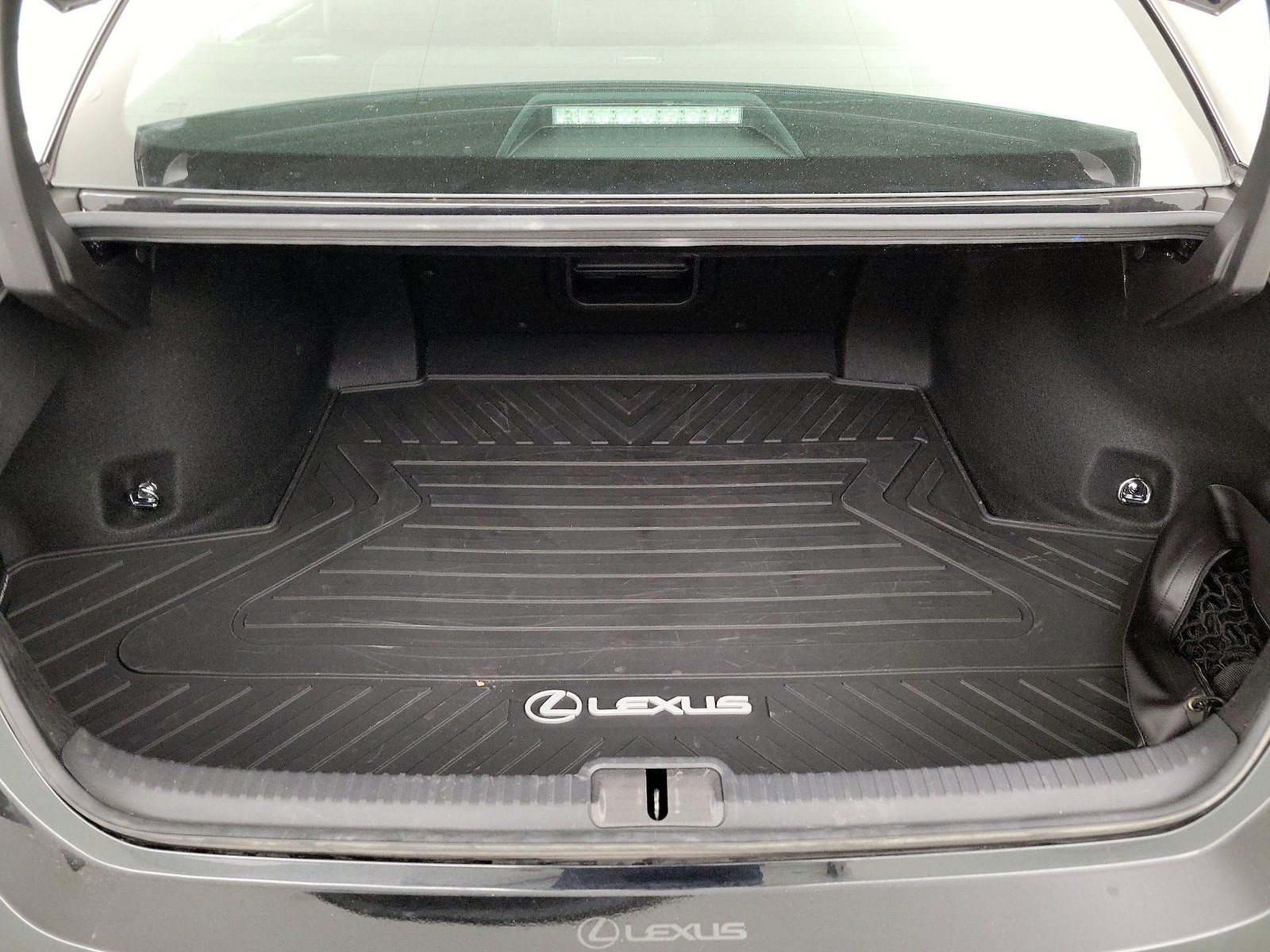 2022 Lexus ES 350 - Photo 22