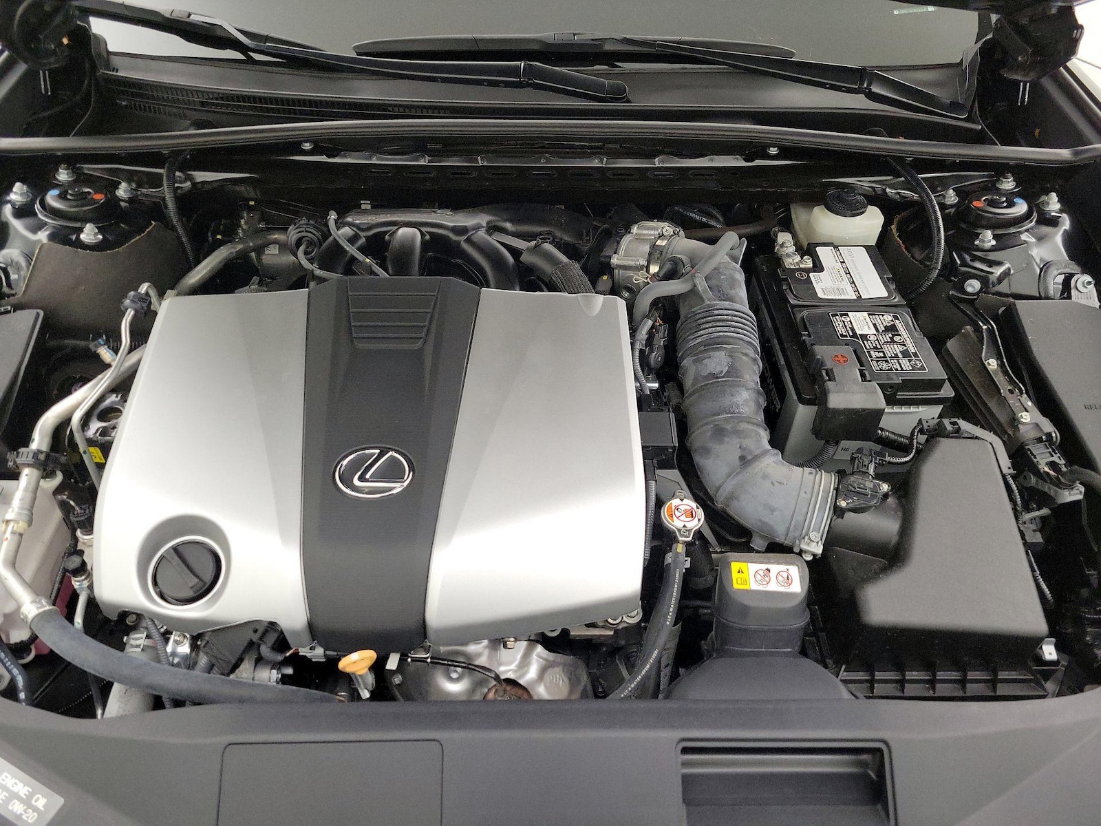 2022 Lexus ES 350 - Photo 23