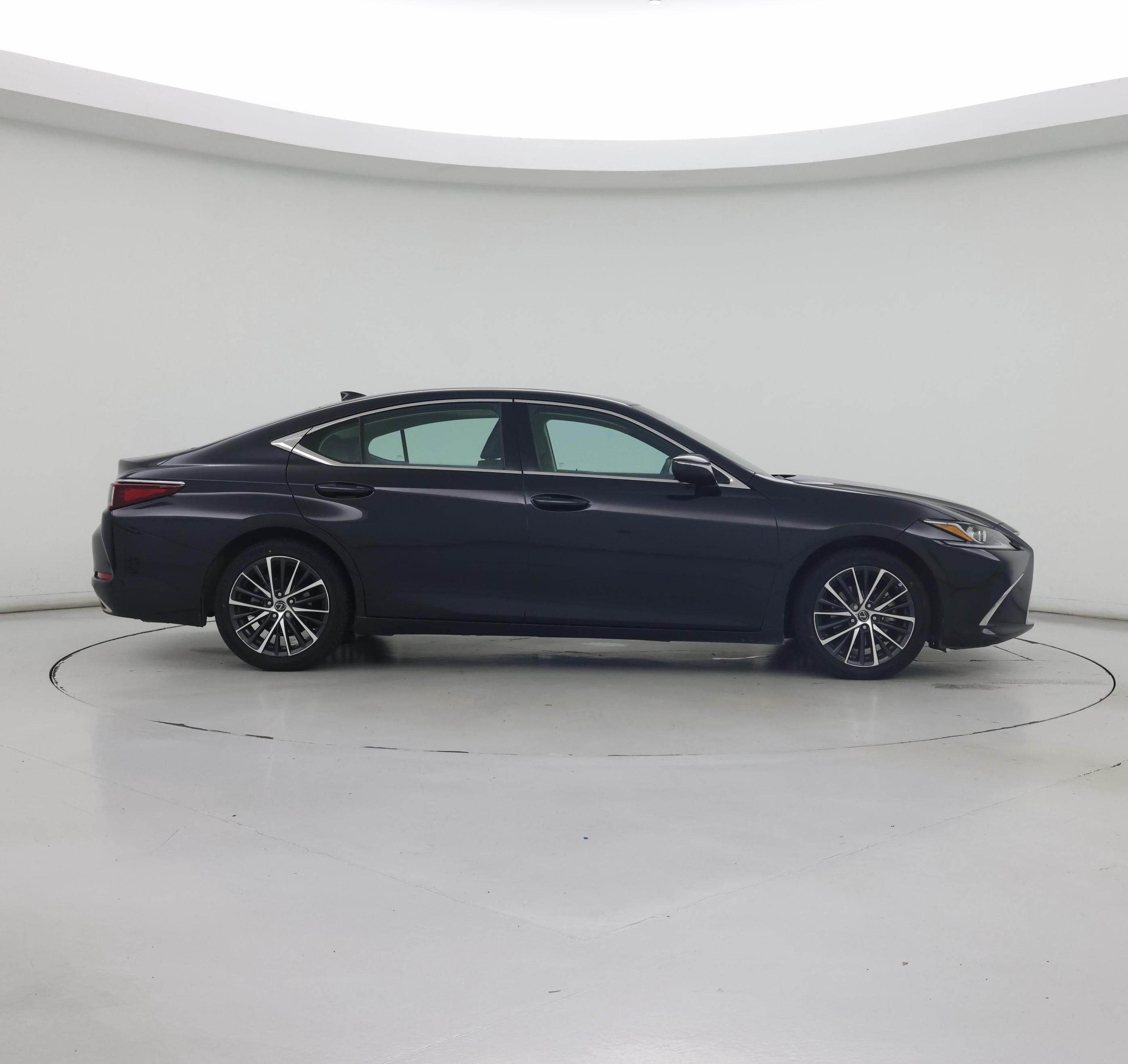 Thumbnail: 2022 Lexus ES - 7