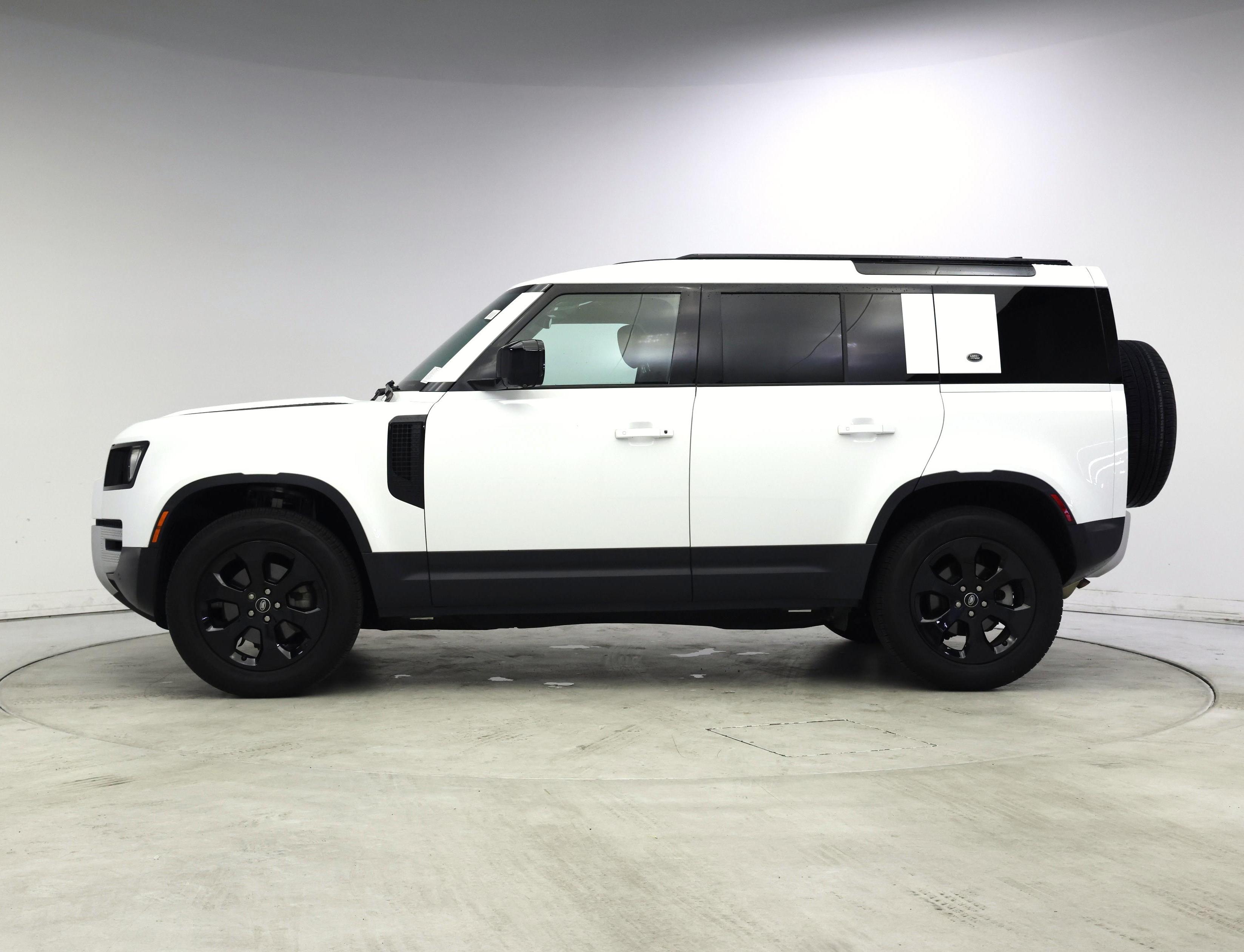 Thumbnail: 2023 Land Rover Defender - 3