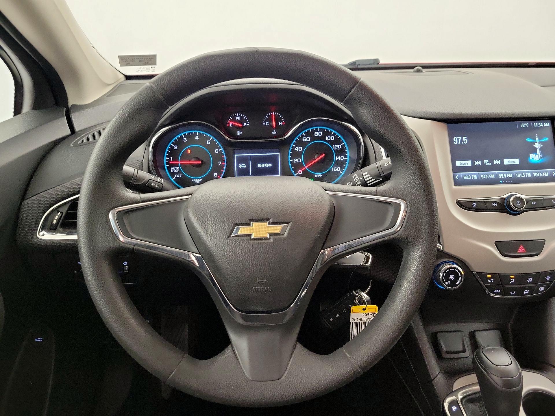 Thumbnail: 2017 Chevrolet Cruze - 10