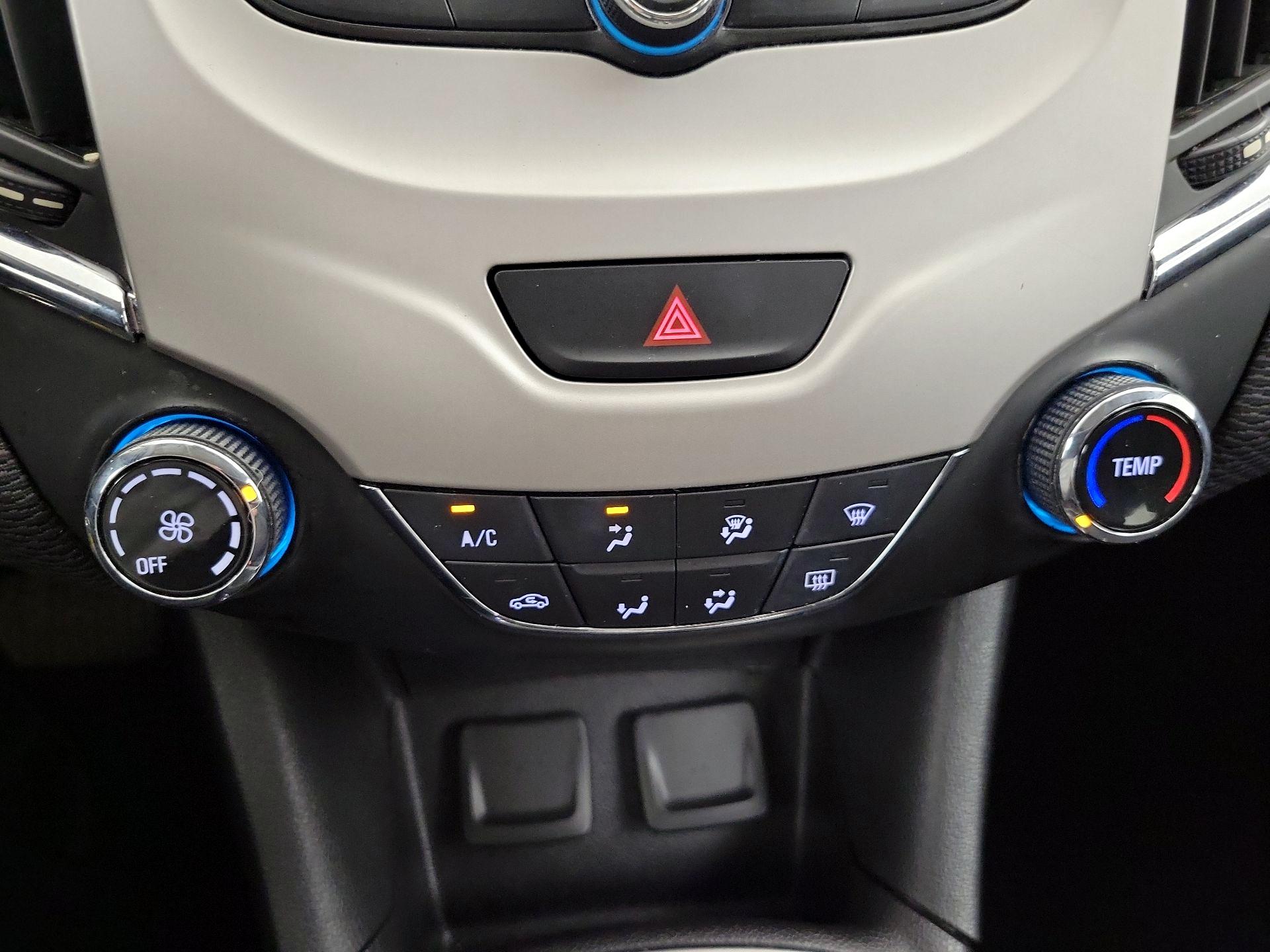 Thumbnail: 2017 Chevrolet Cruze - 16