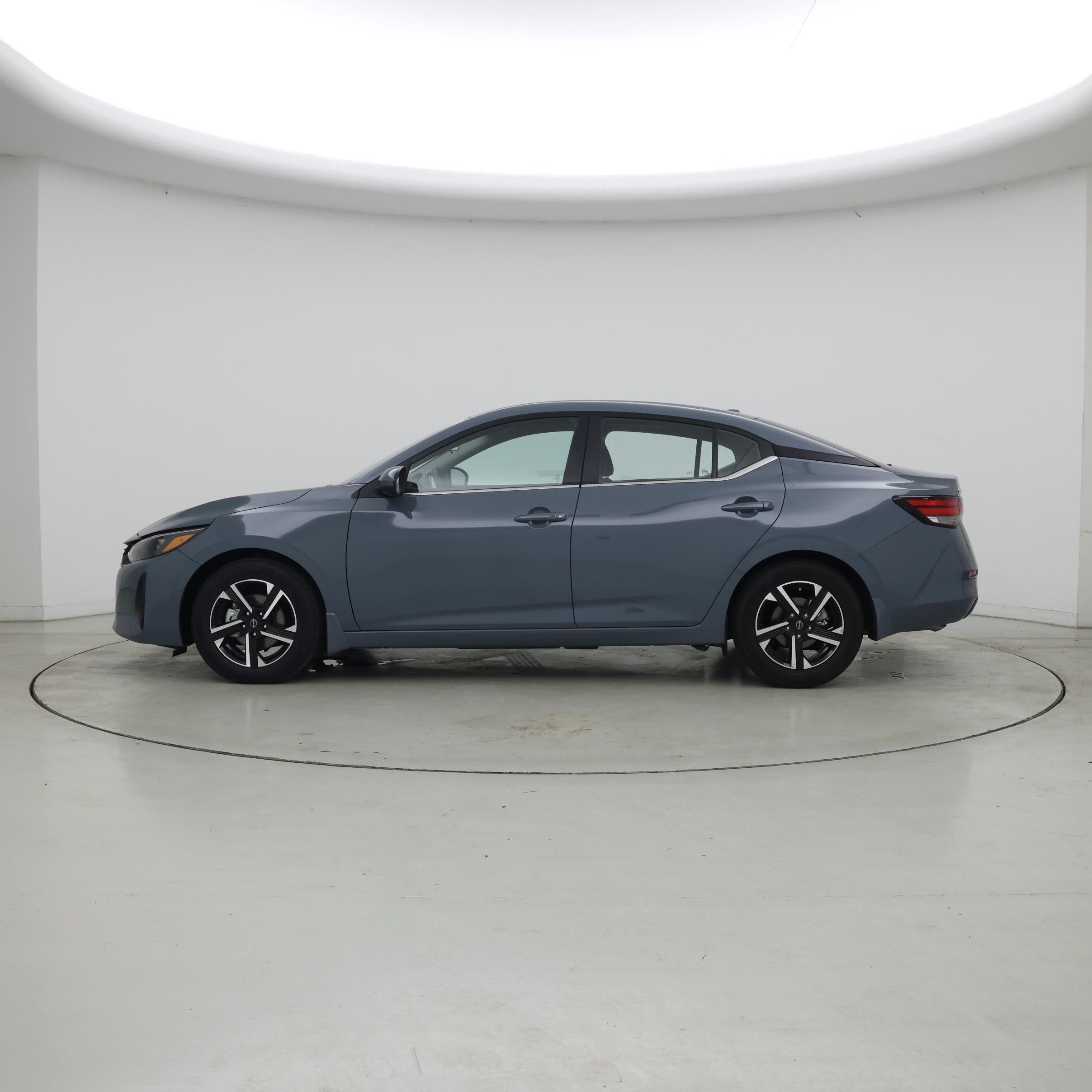 Thumbnail: 2025 Nissan Sentra - 3