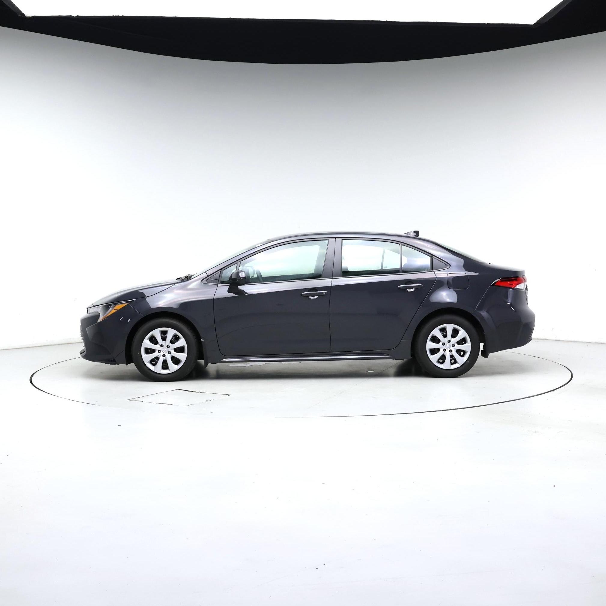 Thumbnail: 2024 Toyota Corolla - 3