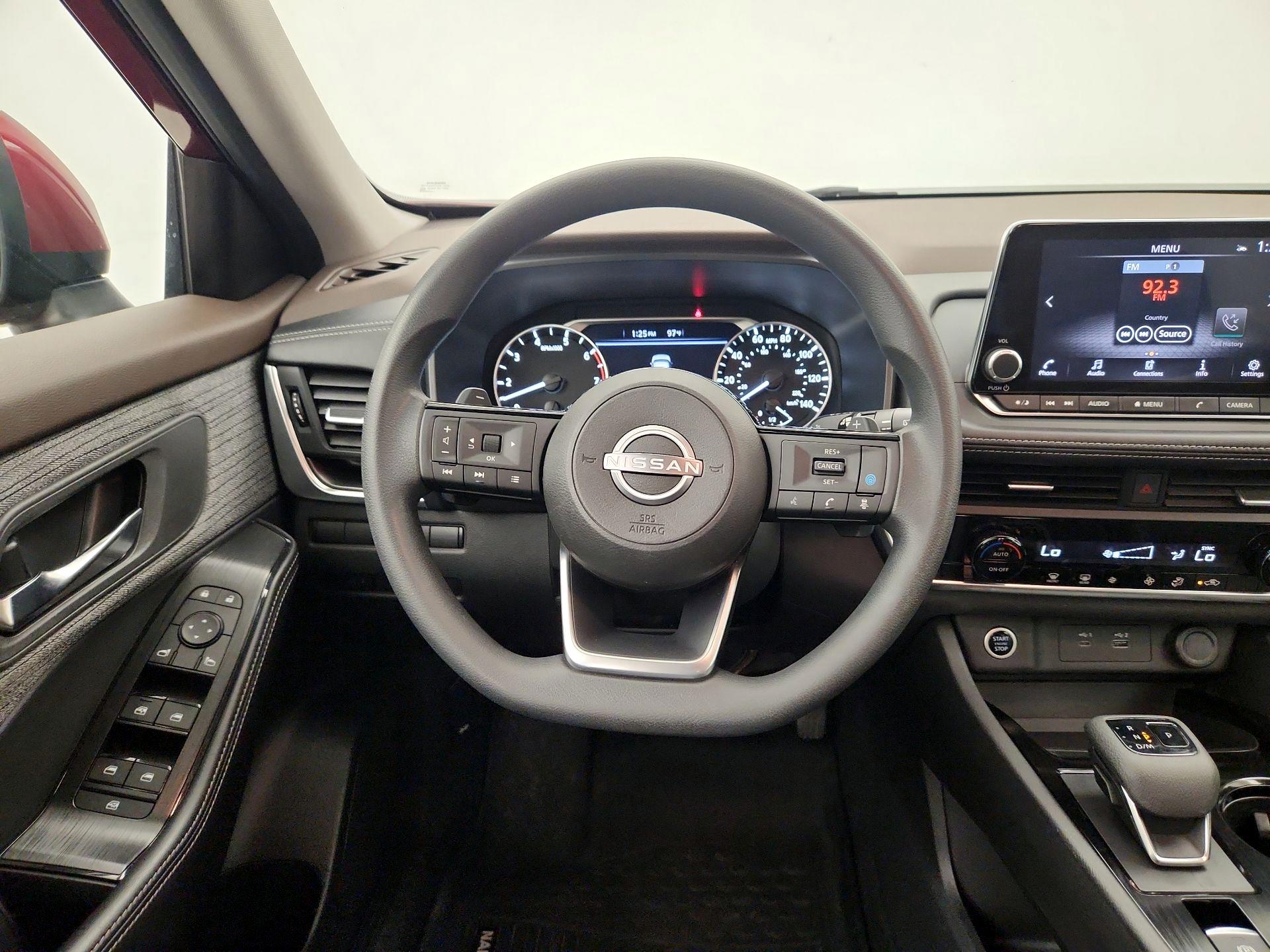 Thumbnail: 2023 Nissan Rogue - 10