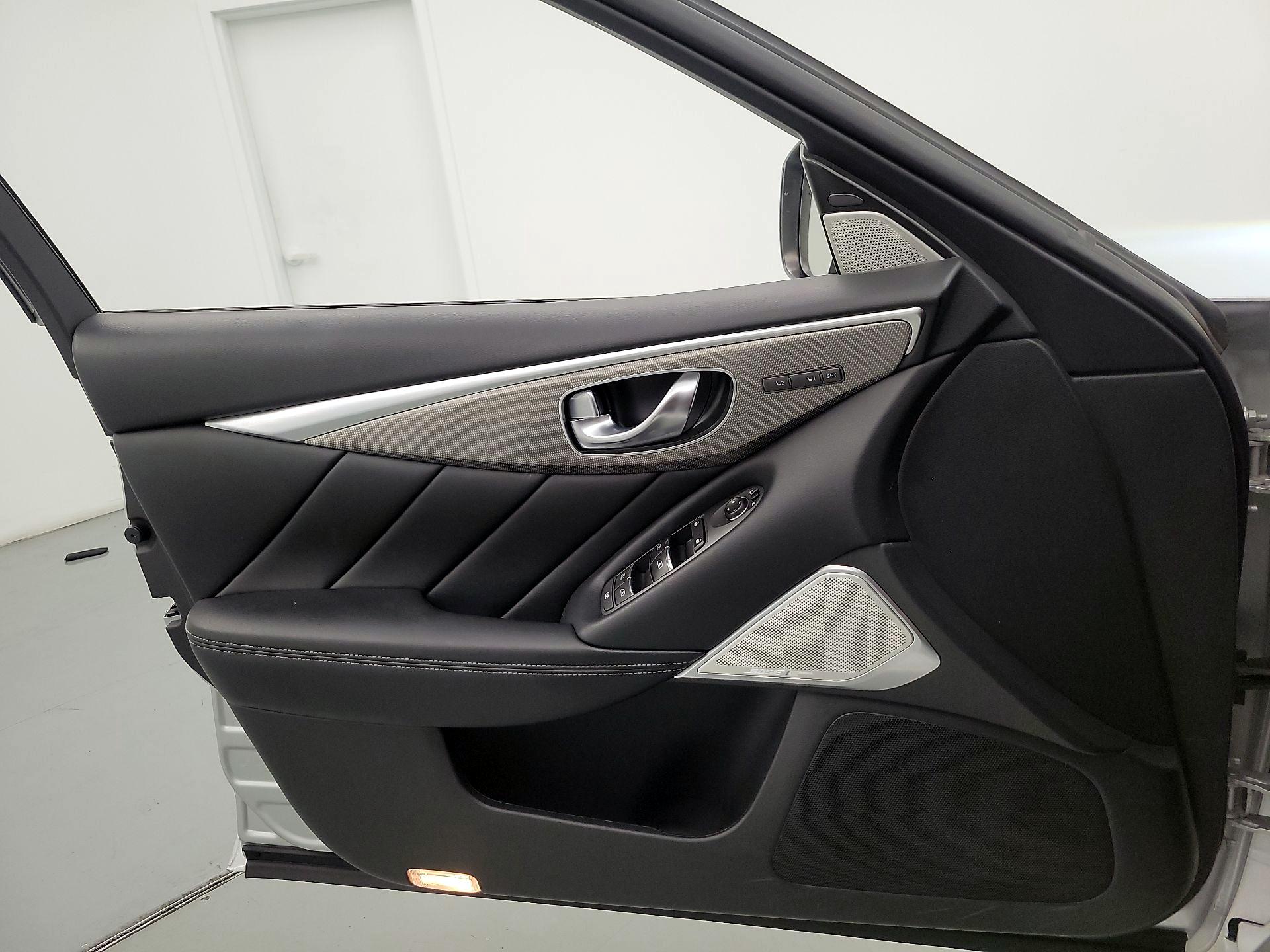 Thumbnail: 2020 INFINITI Q50 - 12